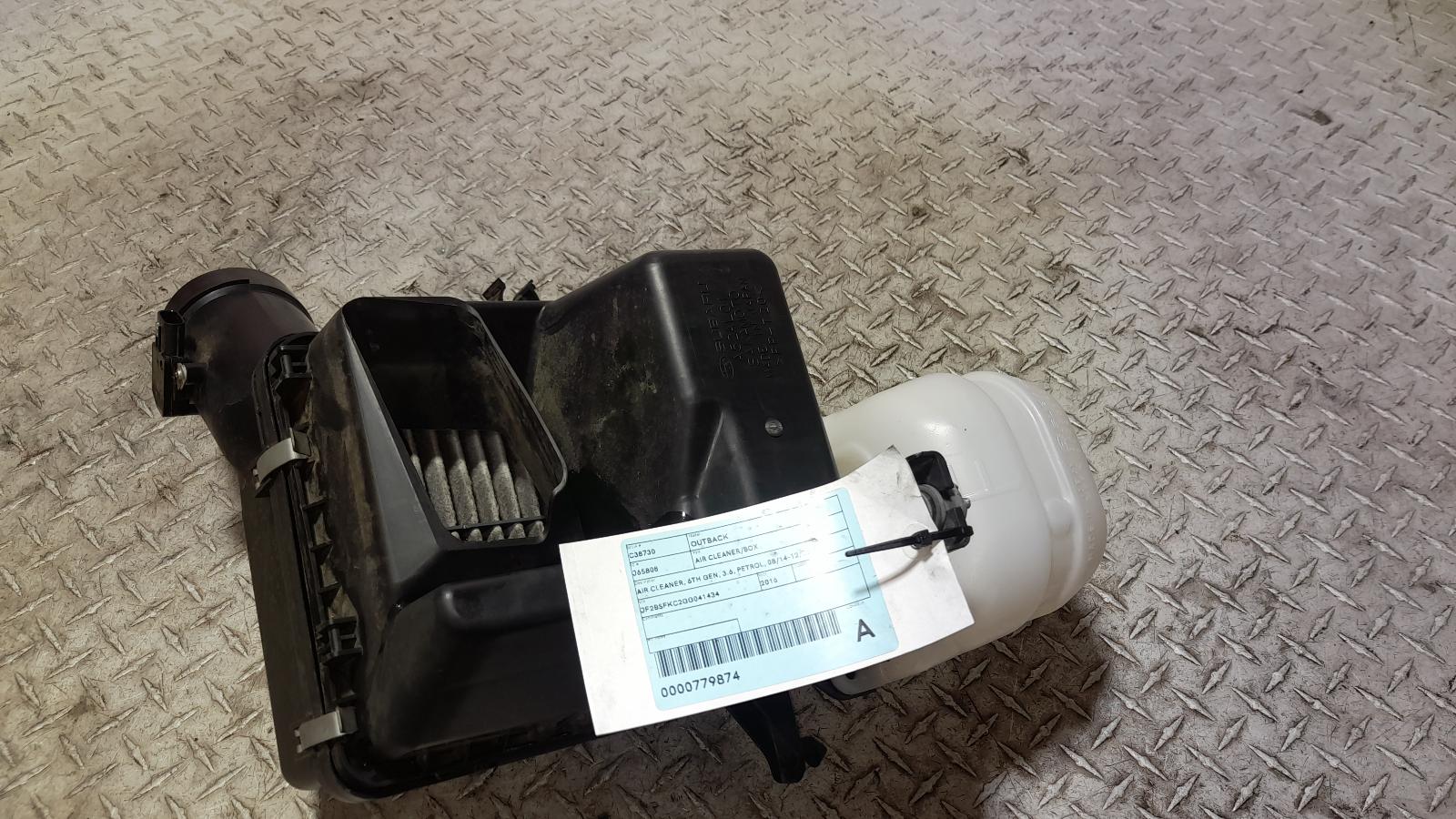 View Auto part Air Cleaner/Box Subaru Outback 2016