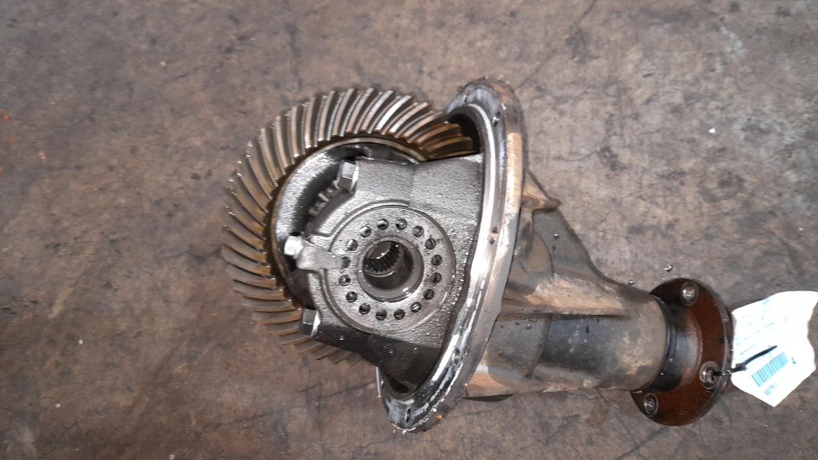 View Auto part Differential Centre Mitsubishi Triton 2015