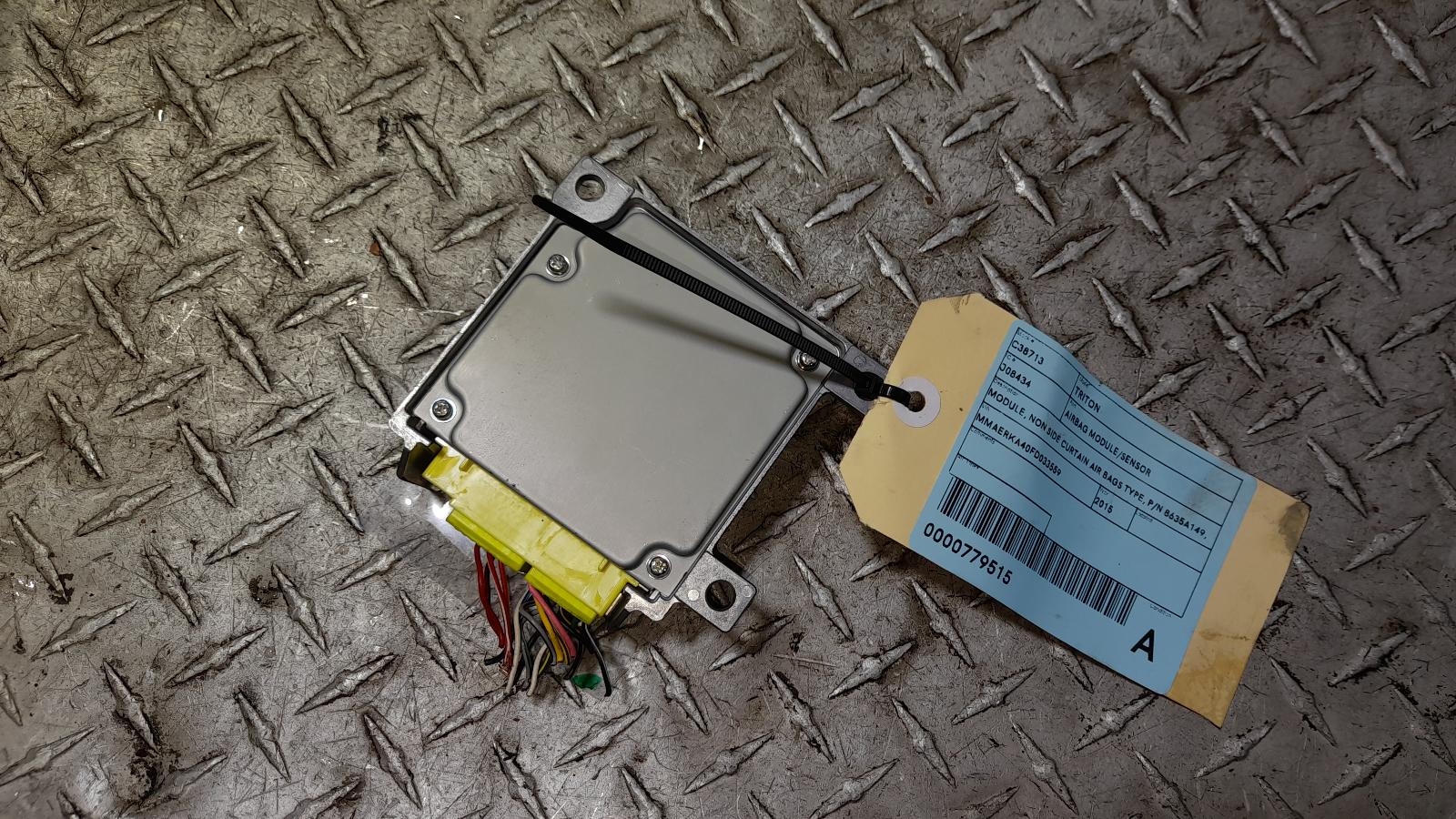 View Auto part Airbag Module/Sensor Mitsubishi Triton 2015