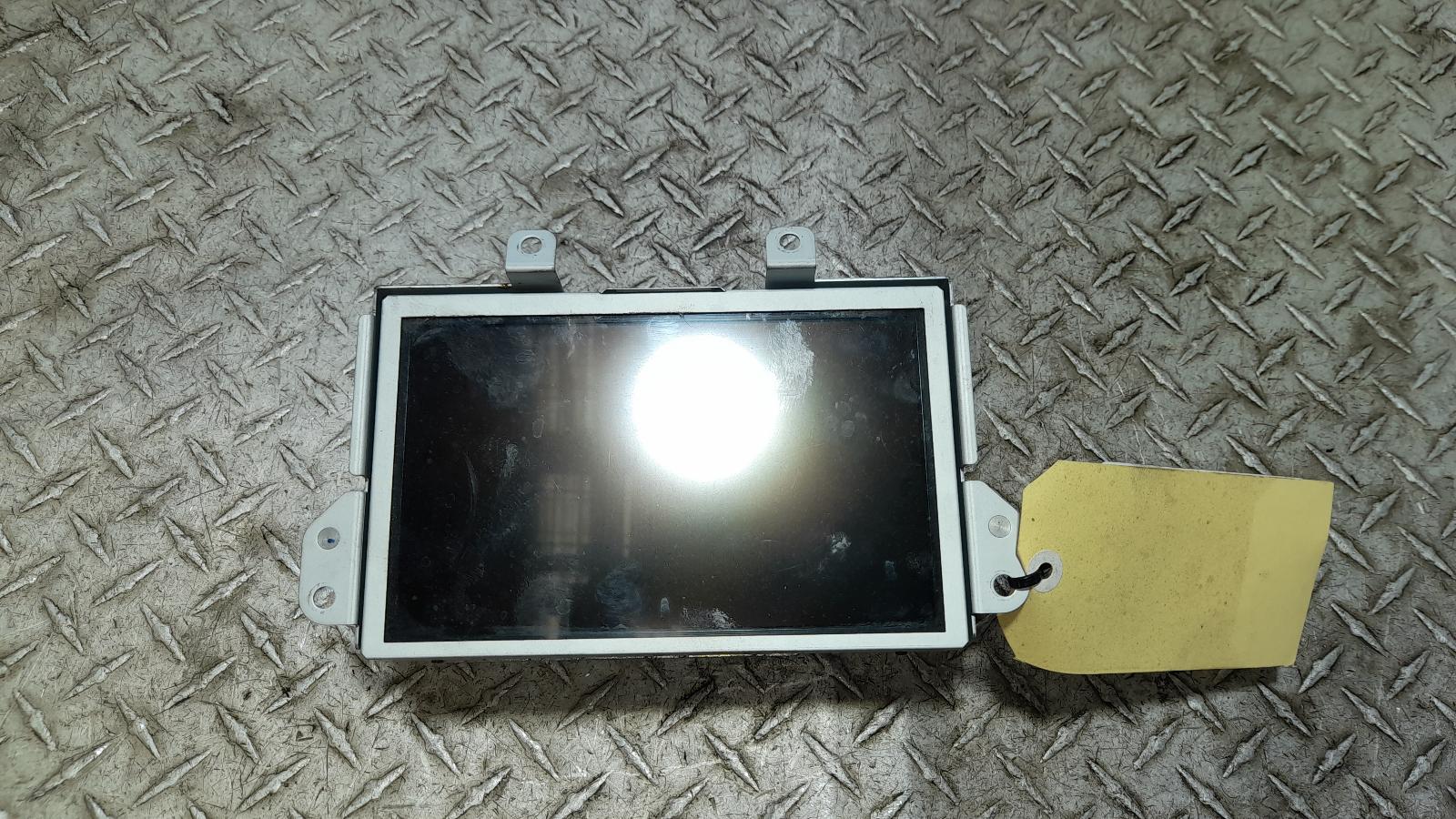 View Auto part Radio/Cd/Dvd/Sat/Tv Ford Focus 2016