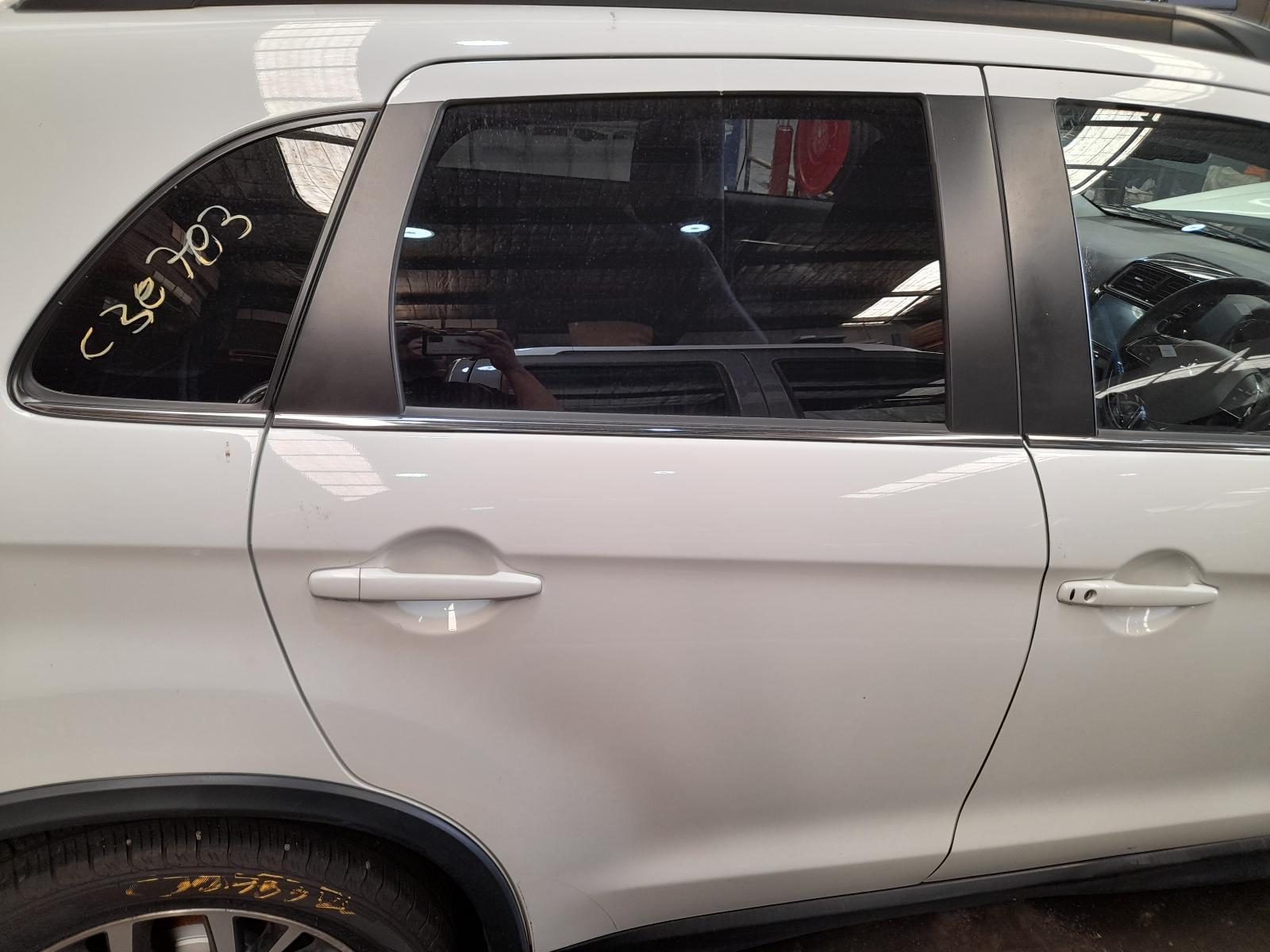 View Auto part Right Rear Door Sliding Mitsubishi Asx 2019