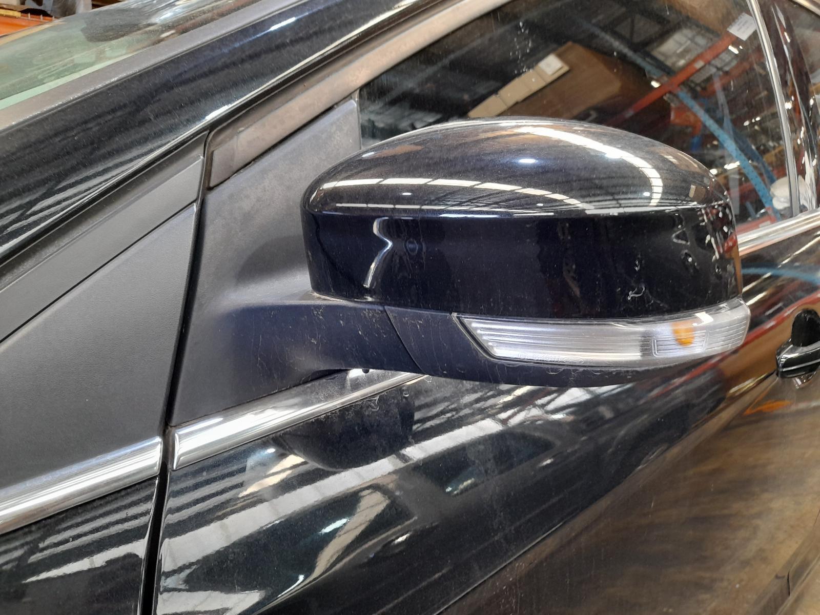 View Auto part Left Door Mirror Ford Focus 2014