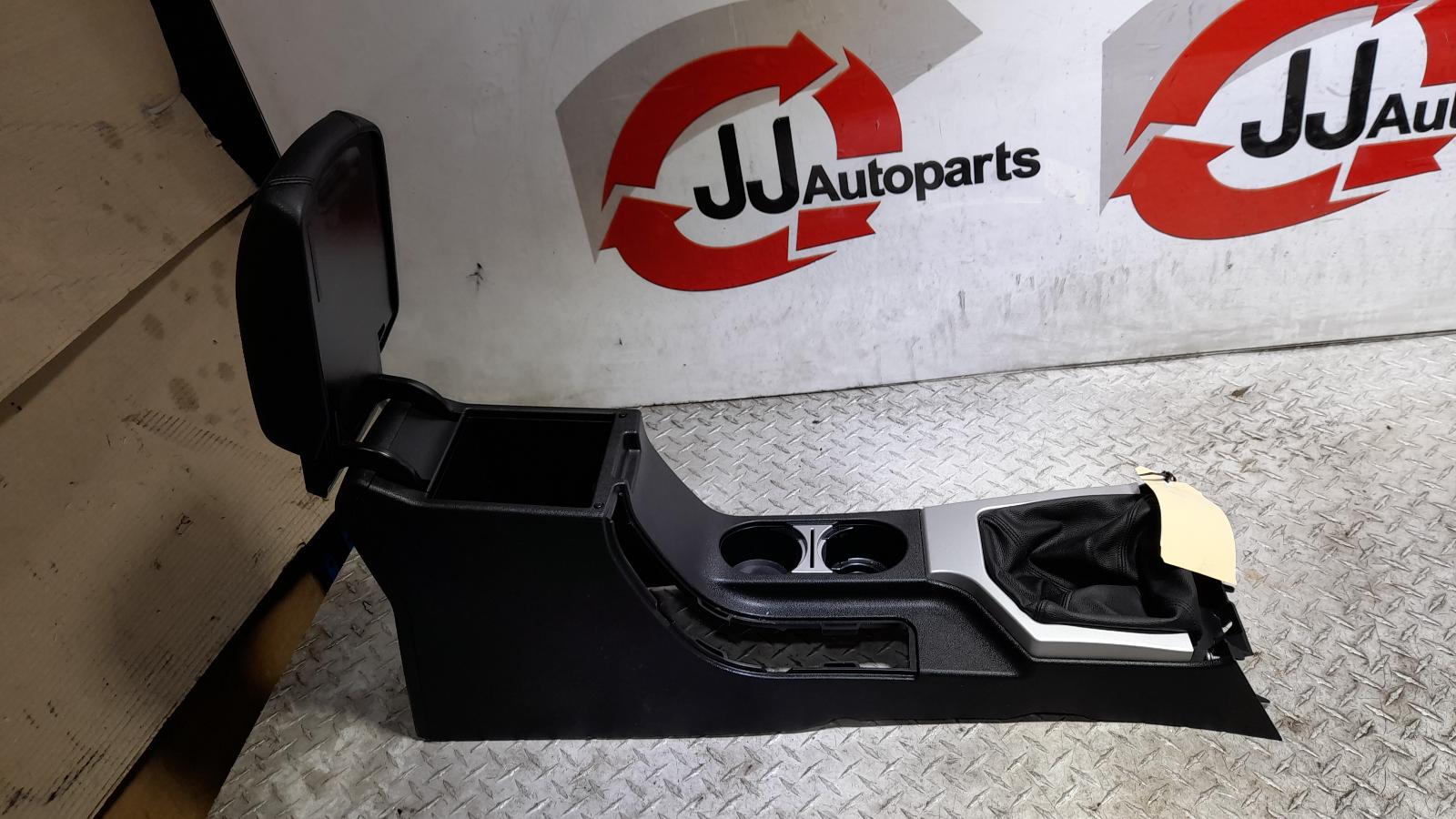 View Auto part Console Great Wall Steed 2019