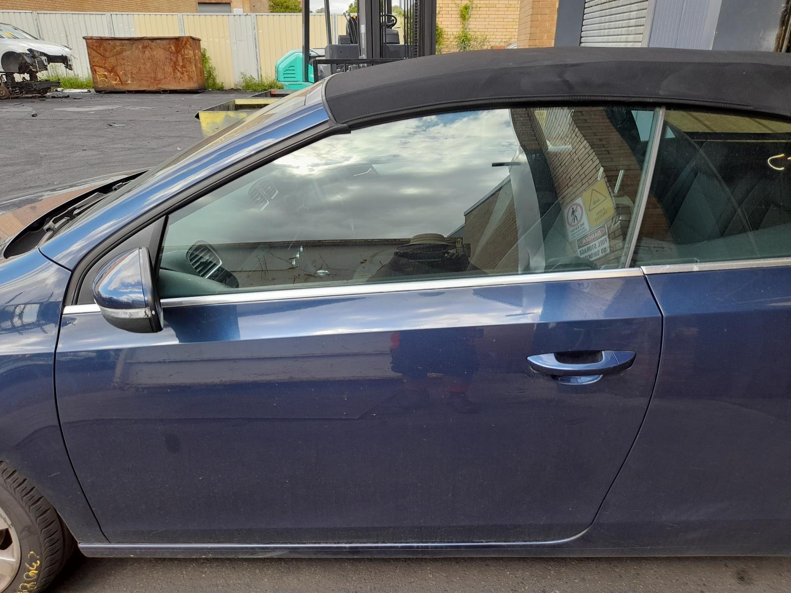 View Auto part Left Front Door Volkswagen Golf 2012