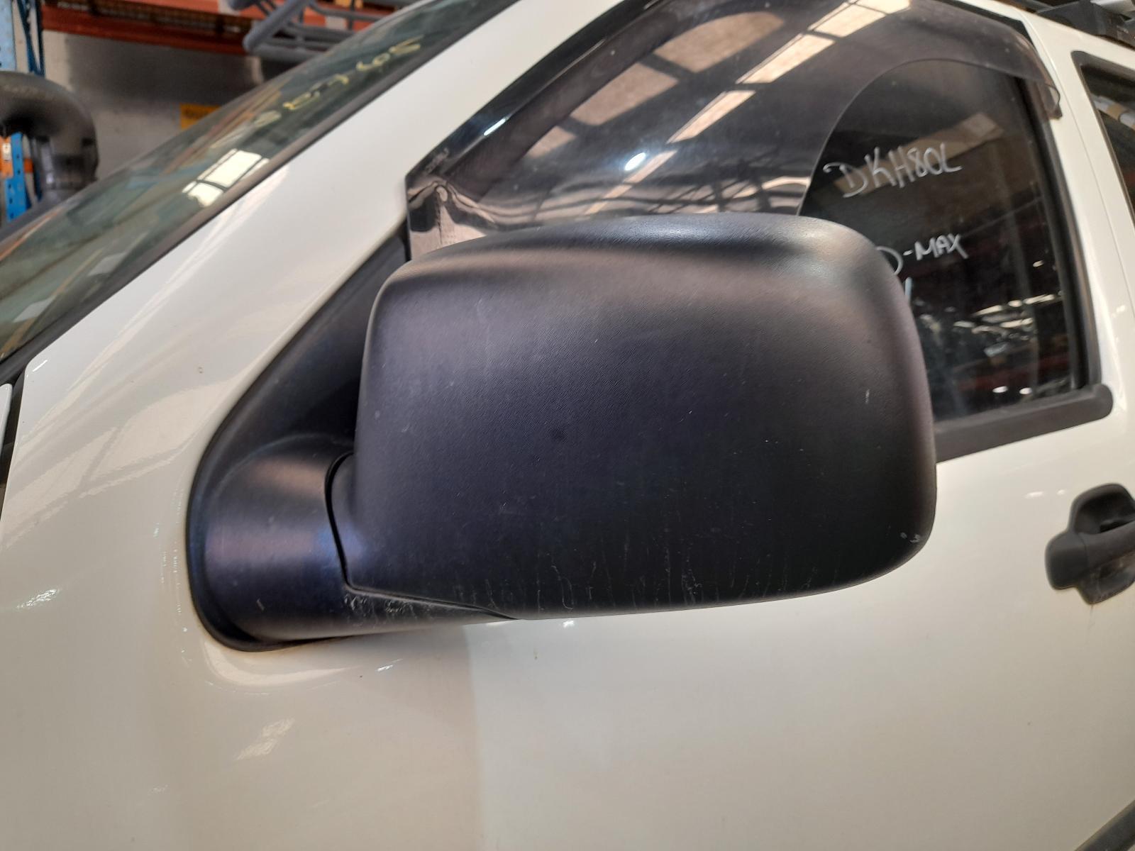 View Auto part Left Door Mirror Isuzu Dmax 2011