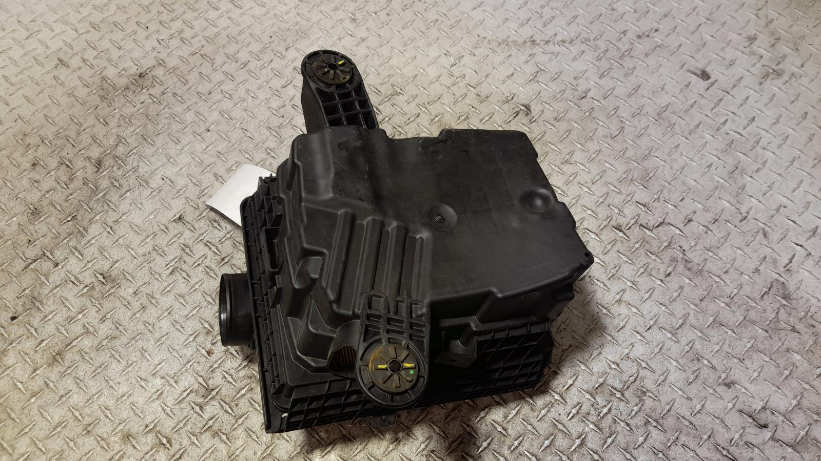 View Auto part Air Cleaner/Box Ford Ranger 2020