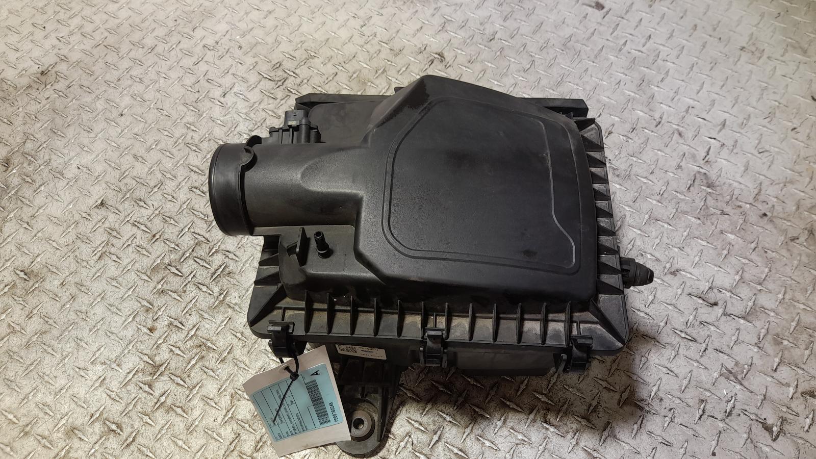 View Auto part Air Cleaner/Box Ford Ranger 2020