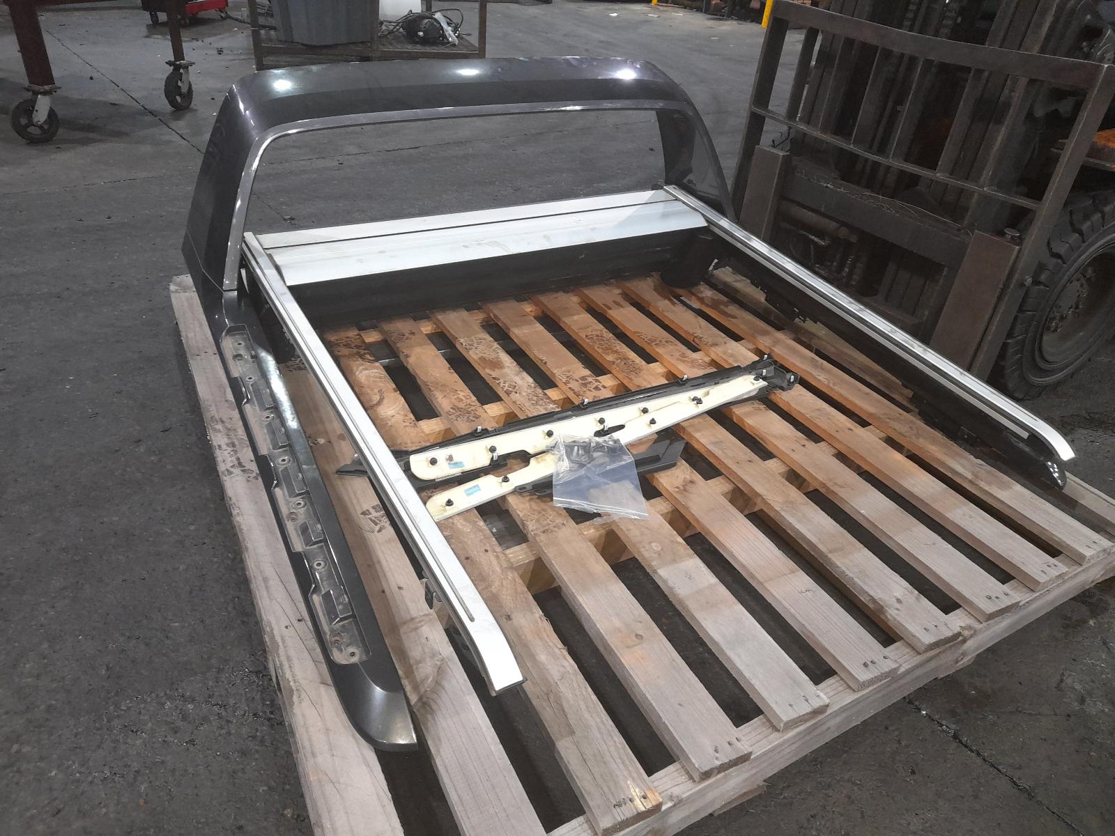 View Auto part Tonneau/Cover Ford Ranger 2020