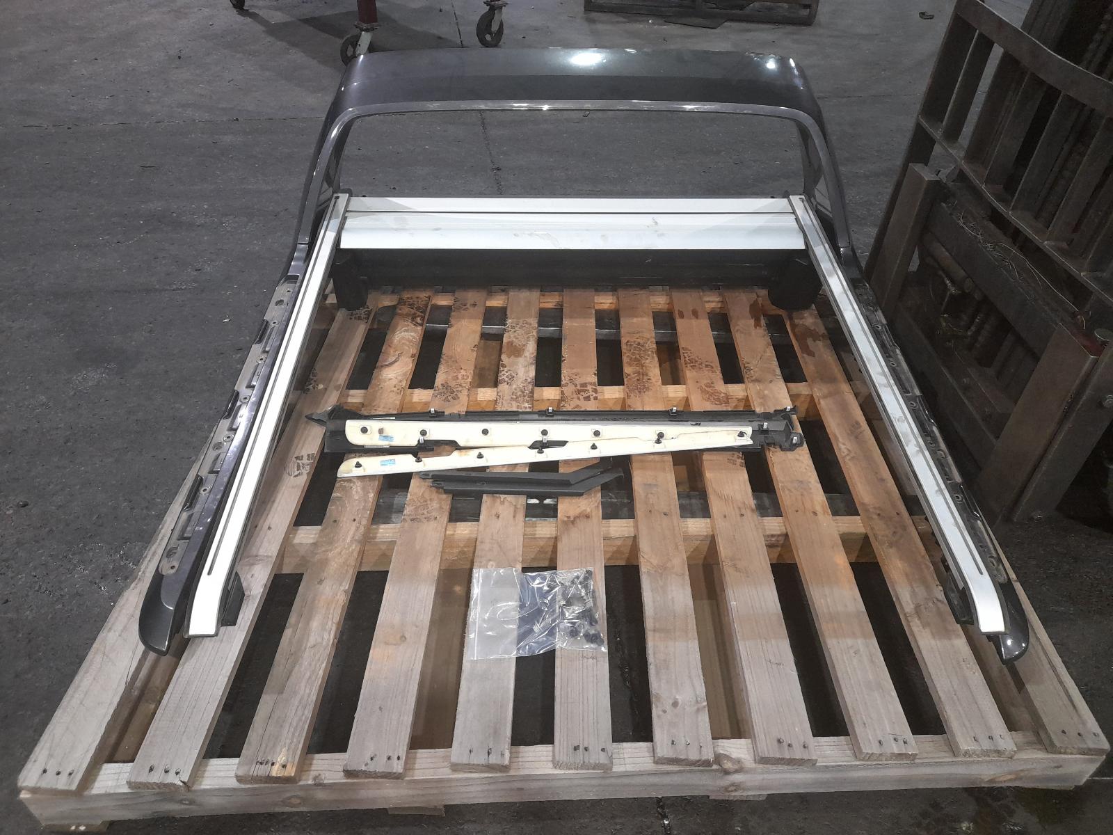 View Auto part Tonneau/Cover Ford Ranger 2020