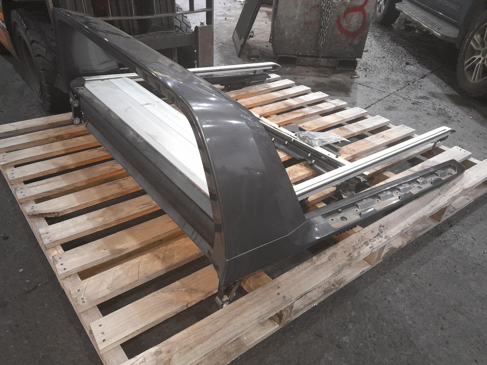 View Auto part Tonneau/Cover Ford Ranger 2020