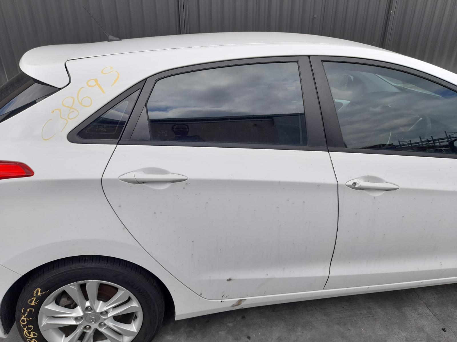 View Auto part Right Rear Door Window Hyundai I30 2014