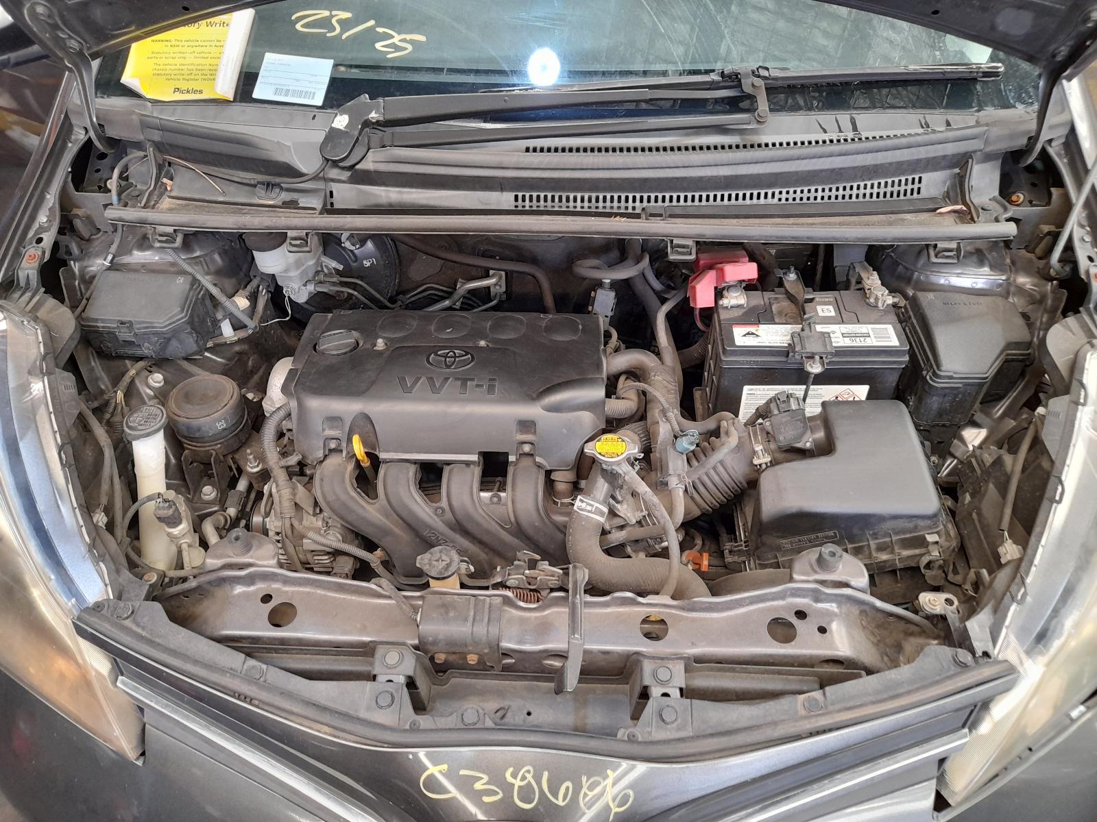View Auto part Engine Toyota Yaris 2014