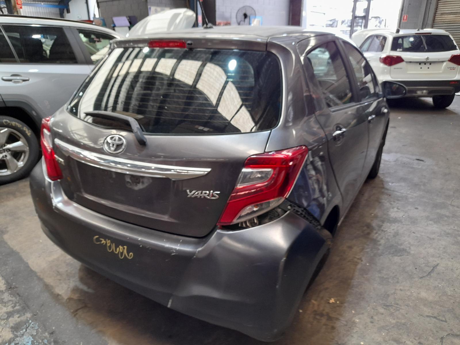 View Auto part Trans/Gearbox Toyota Yaris 2014