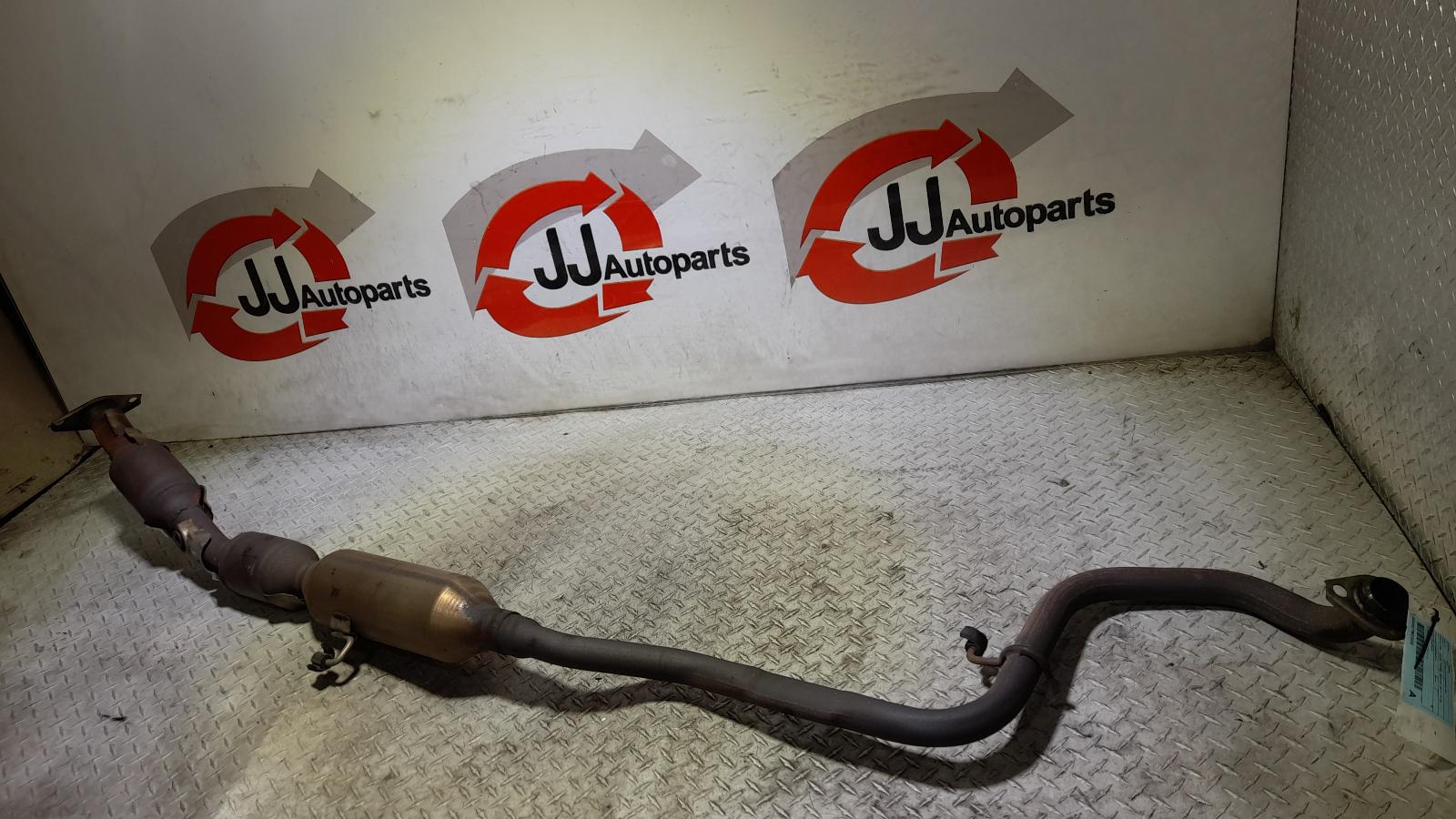 View Auto part Catalytic Converter Toyota Yaris 2014