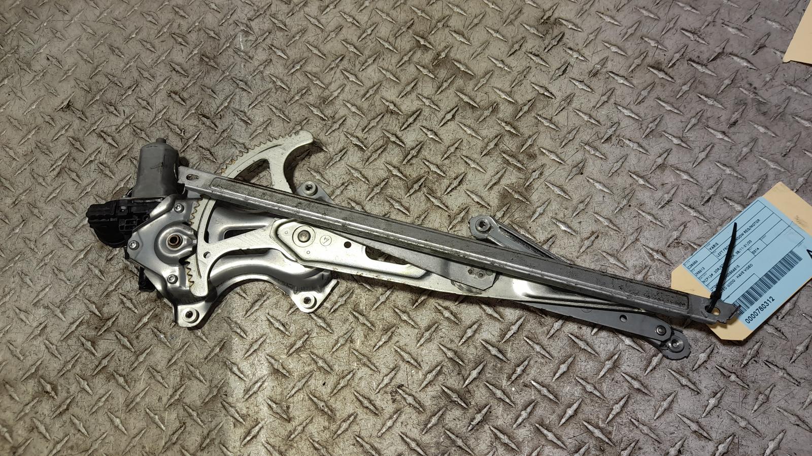 View Auto part Left Front Window Reg/Motor Toyota Yaris 2014