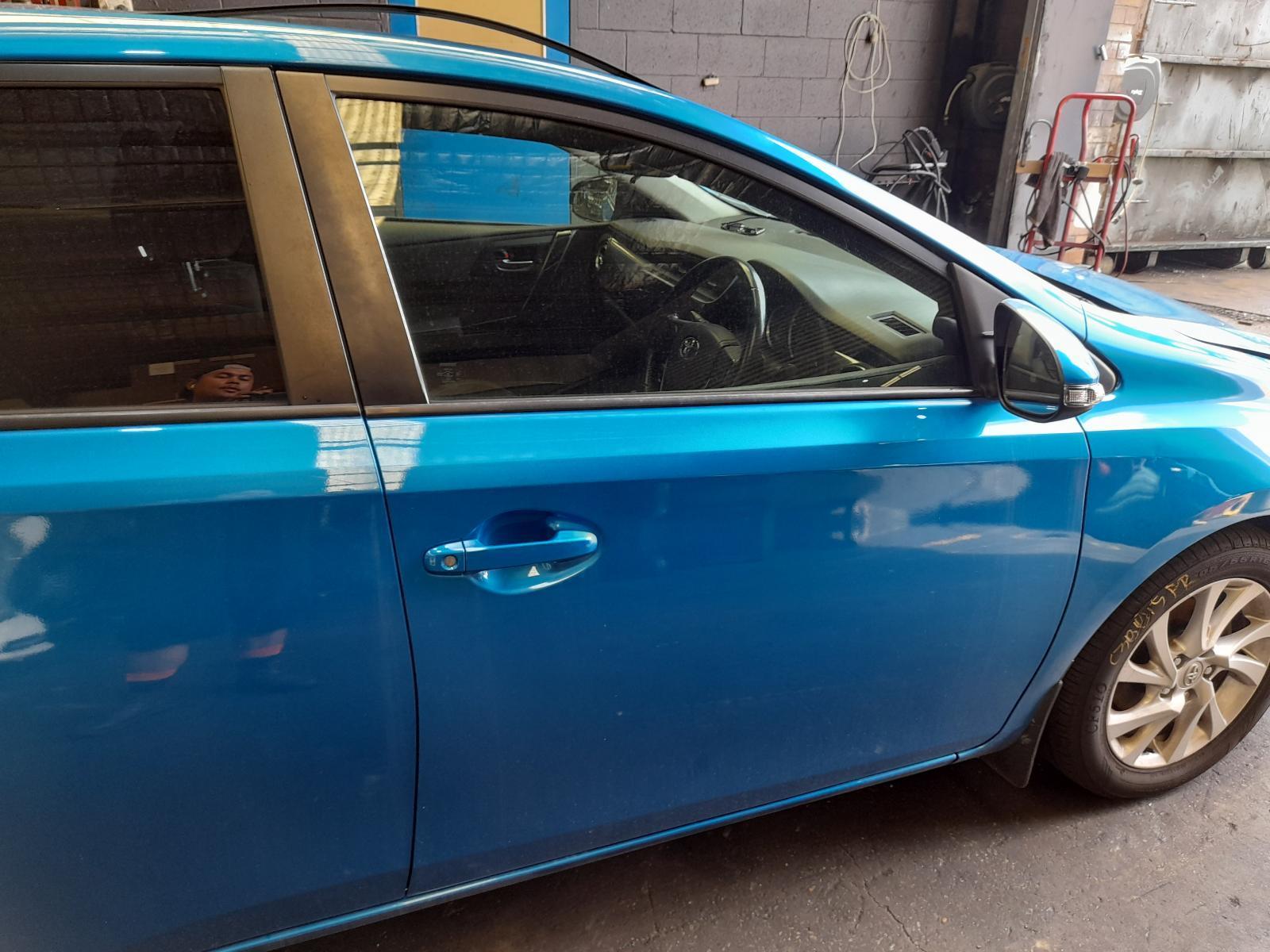 View Auto part Right Front Door Toyota Corolla 2015