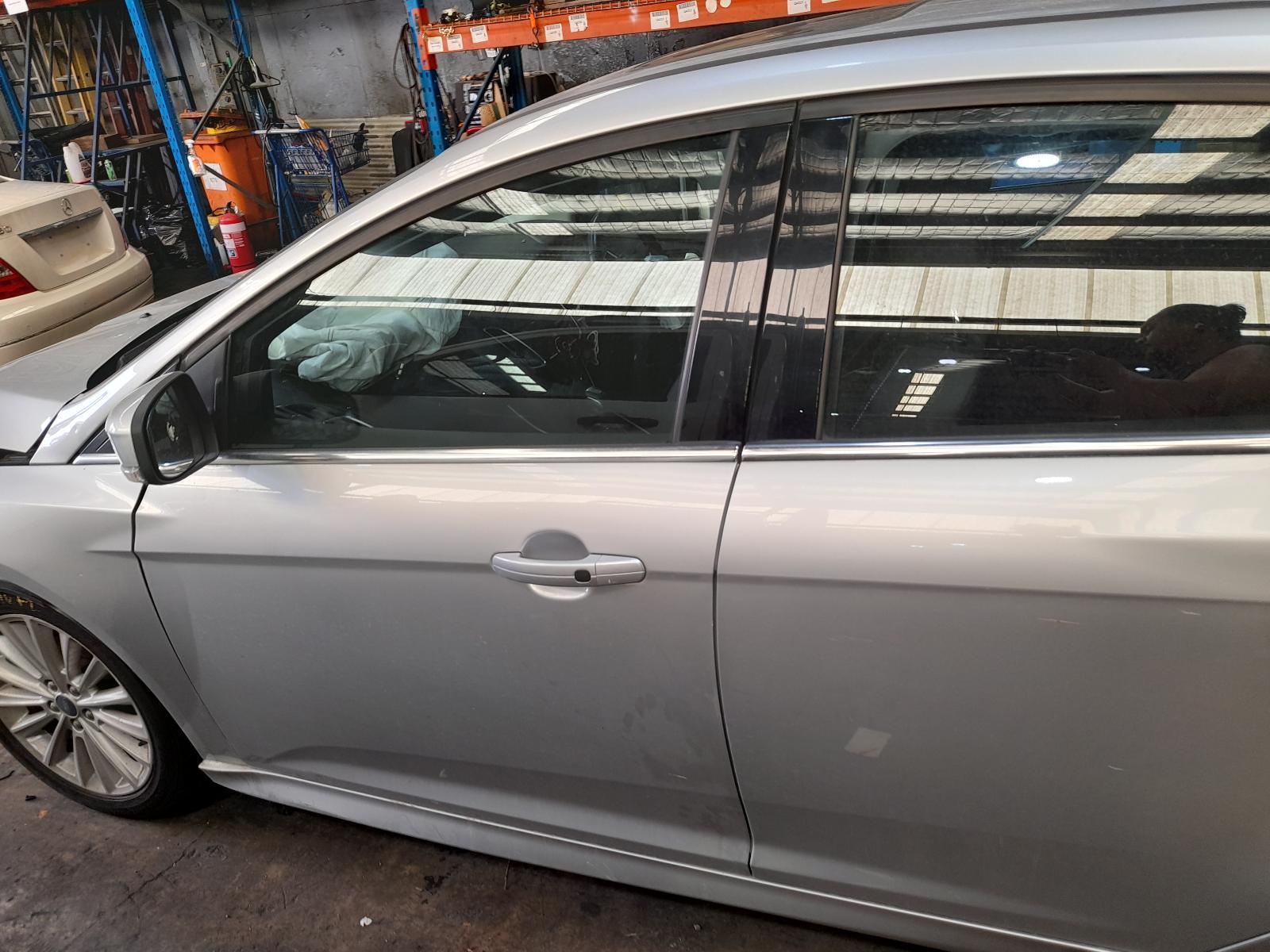 View Auto part Left Front Door Ford Focus 2017