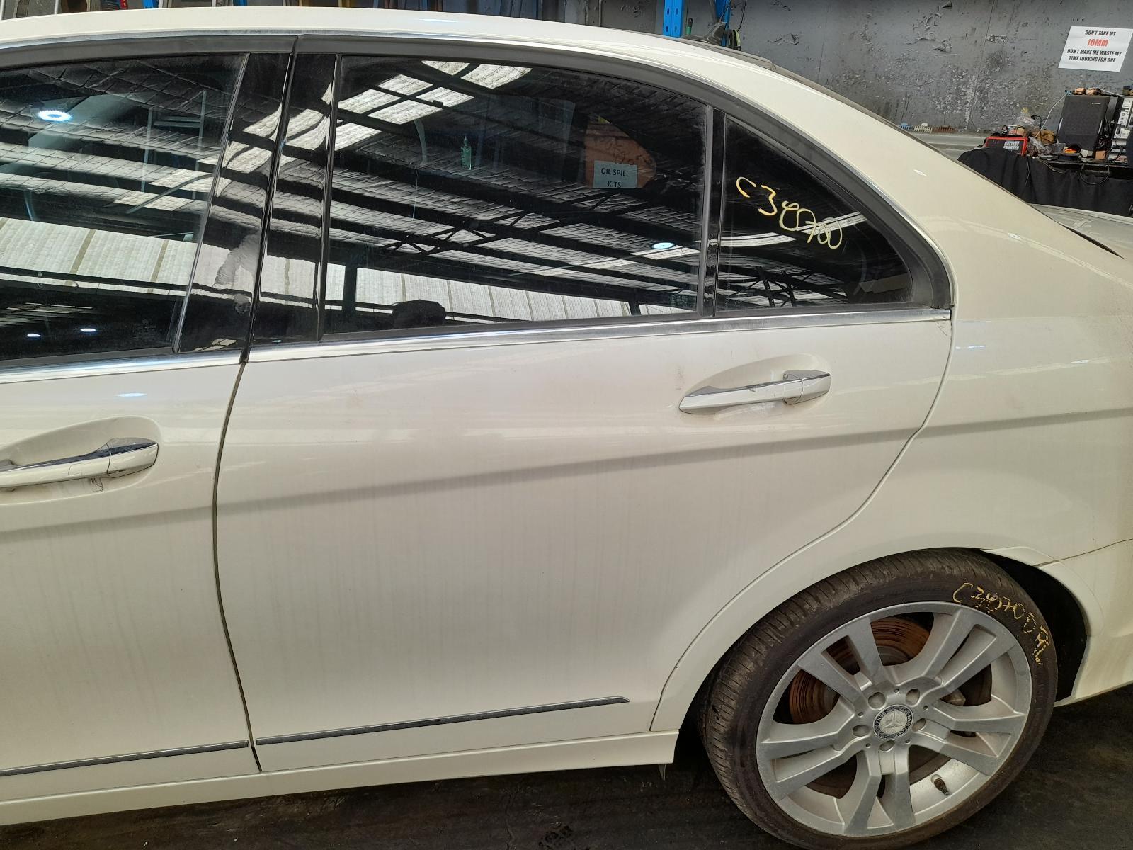 View Auto part Left Rear Wnd Reg/Motor Mercedes C Class 2012