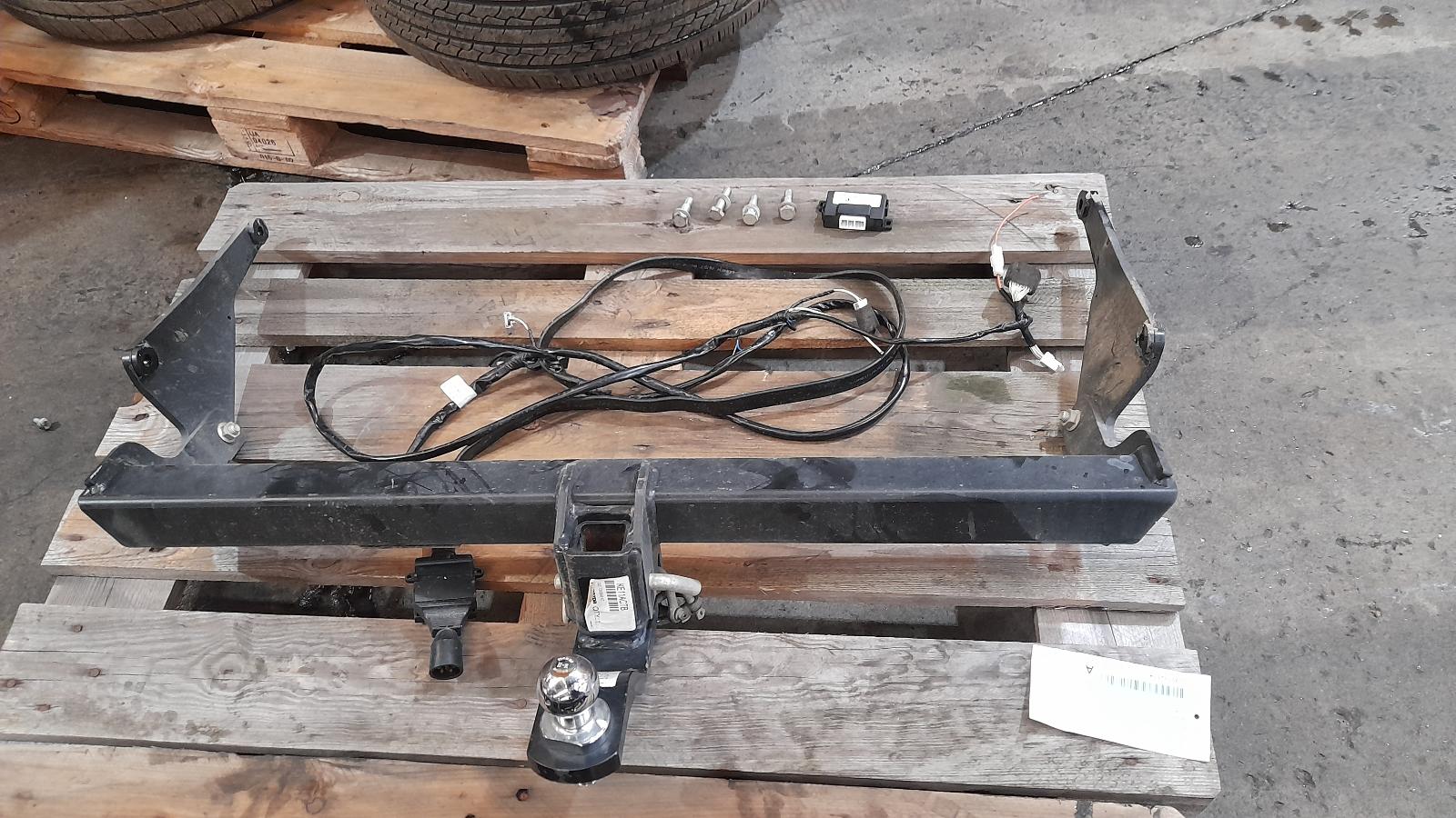 View Auto part Towbar Mazda Cx5 2015