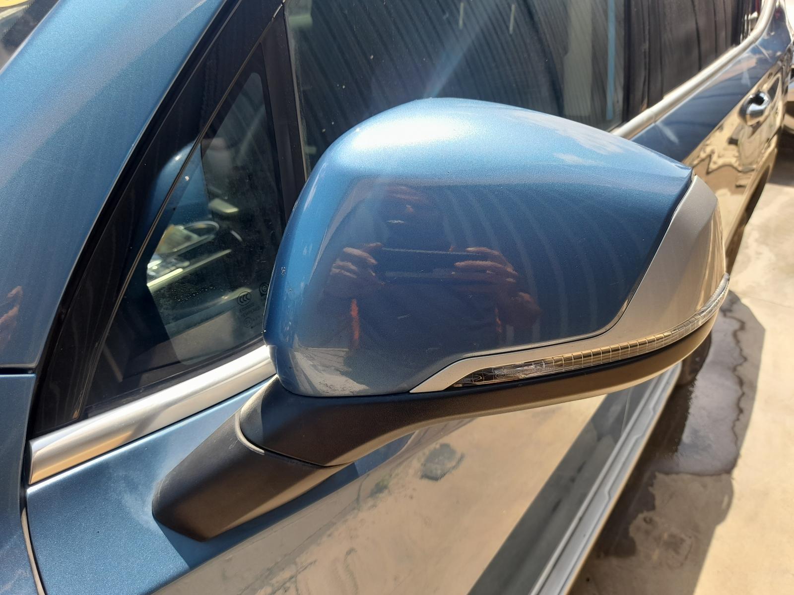 View Auto part Left Door Mirror Ldv D90 2022