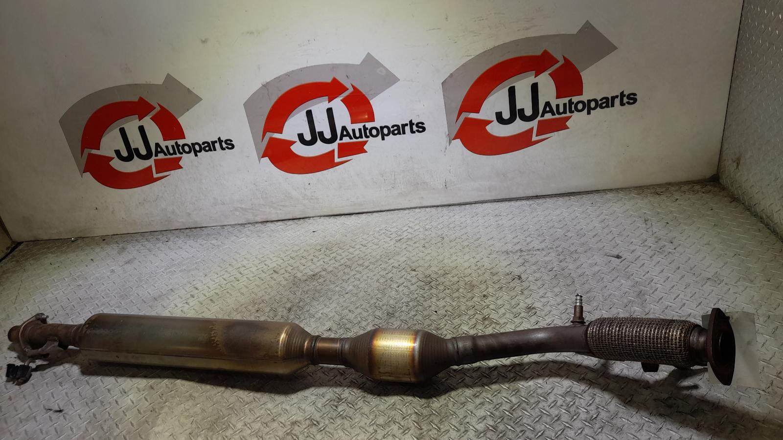 View Auto part Catalytic Converter Toyota Rav4 2022