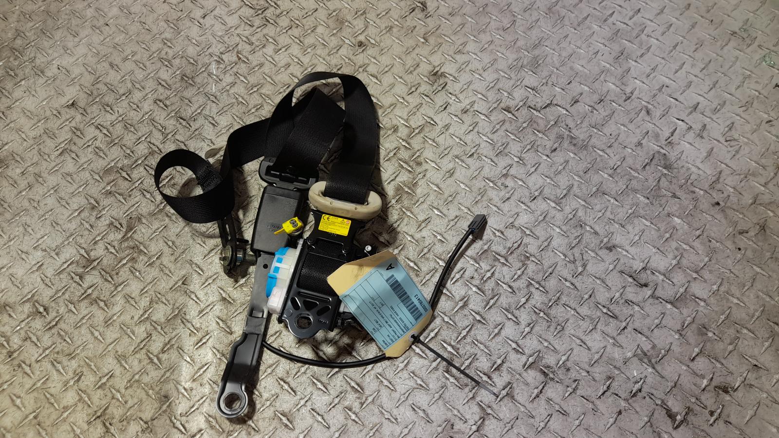 View Auto part Seatbelt/Stalk Mazda Cx5 2017