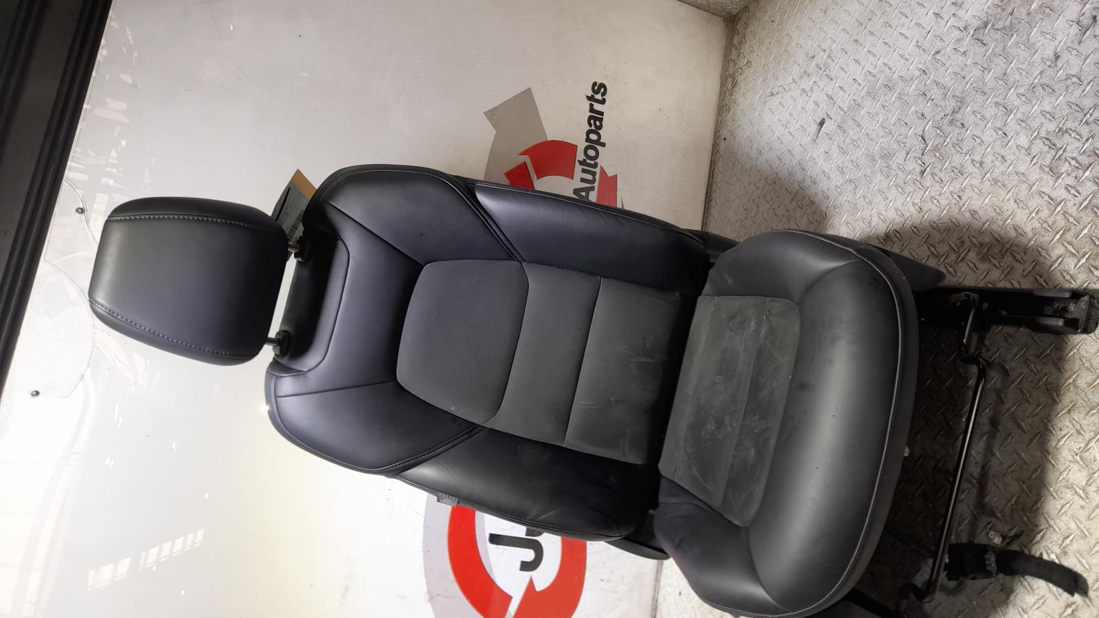 View Auto part Front Seat Mazda Cx5 2017