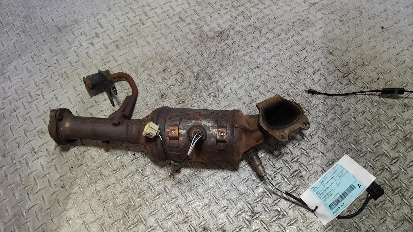 View Auto part Catalytic Converter Jeep Wrangler 2013