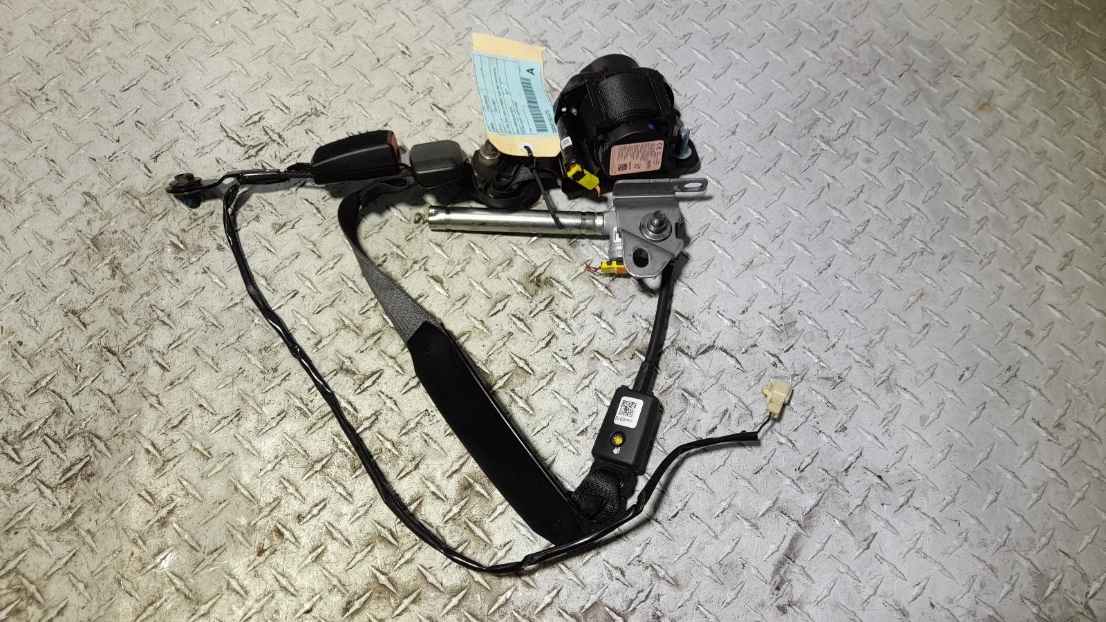 View Auto part Seatbelt/Stalk Holden Colorado 2017