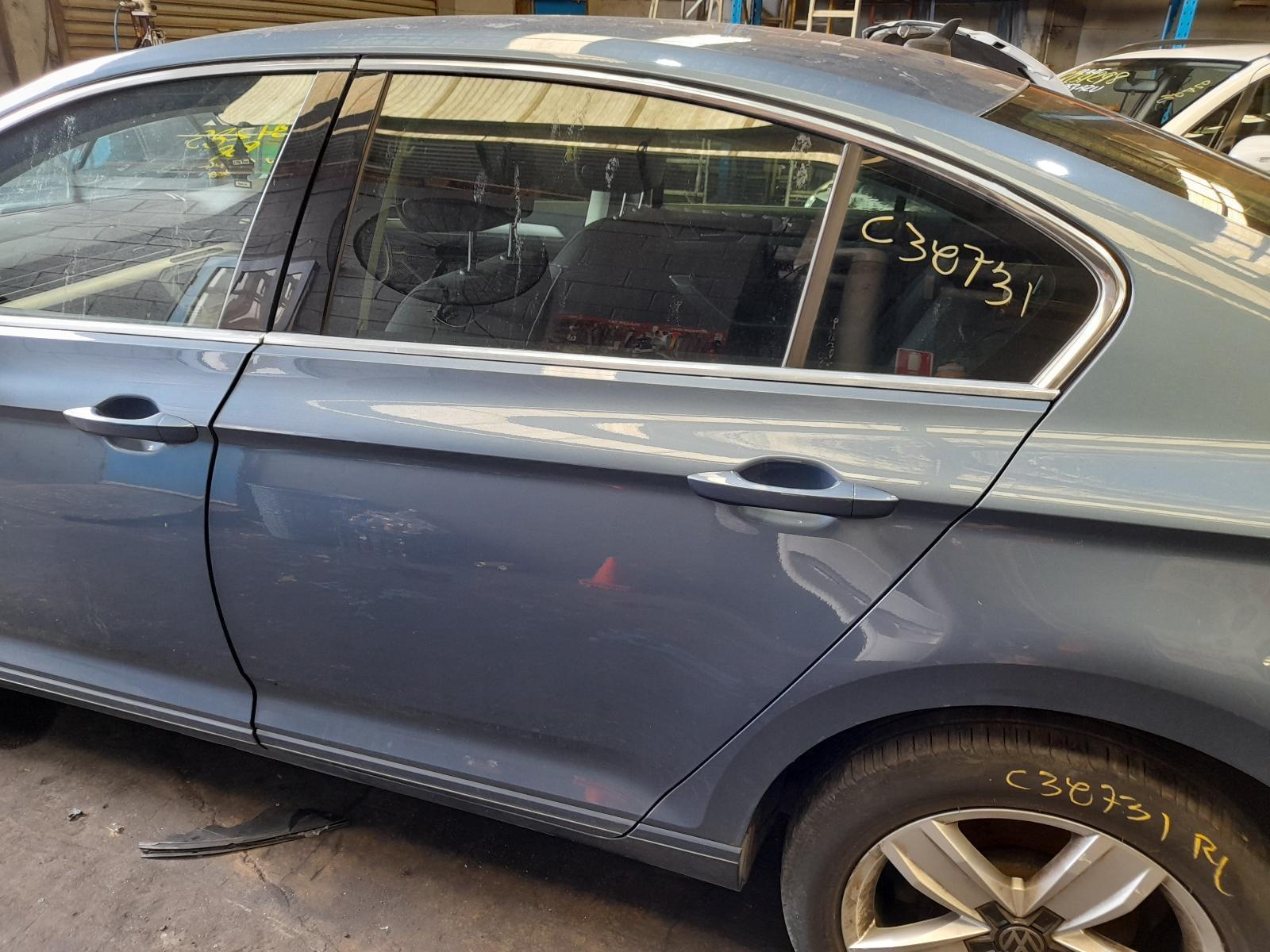 View Auto part Left Rear Door Window Volkswagen Passat 2015