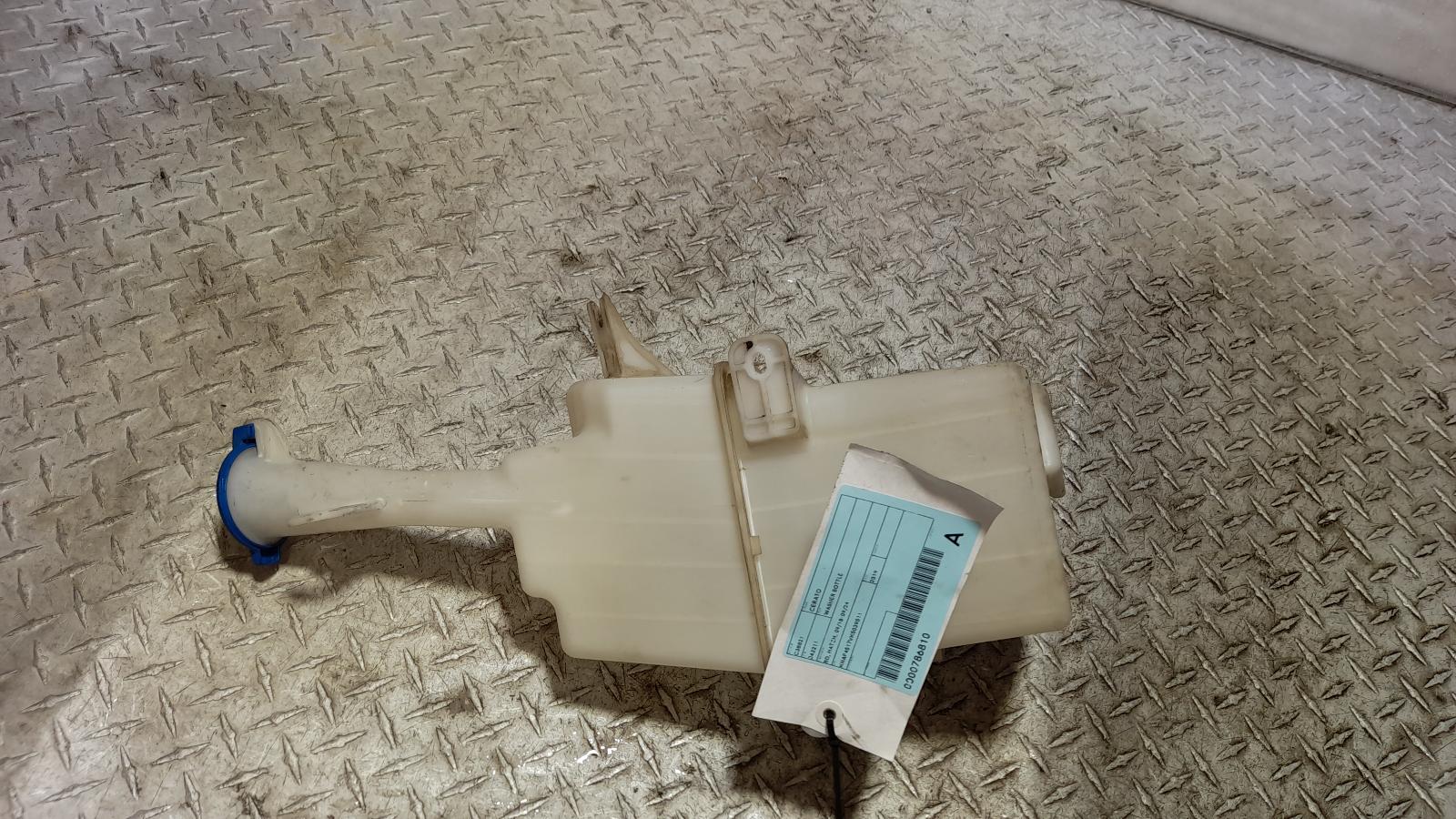 View Auto part Washer Bottle Kia Cerato 2019