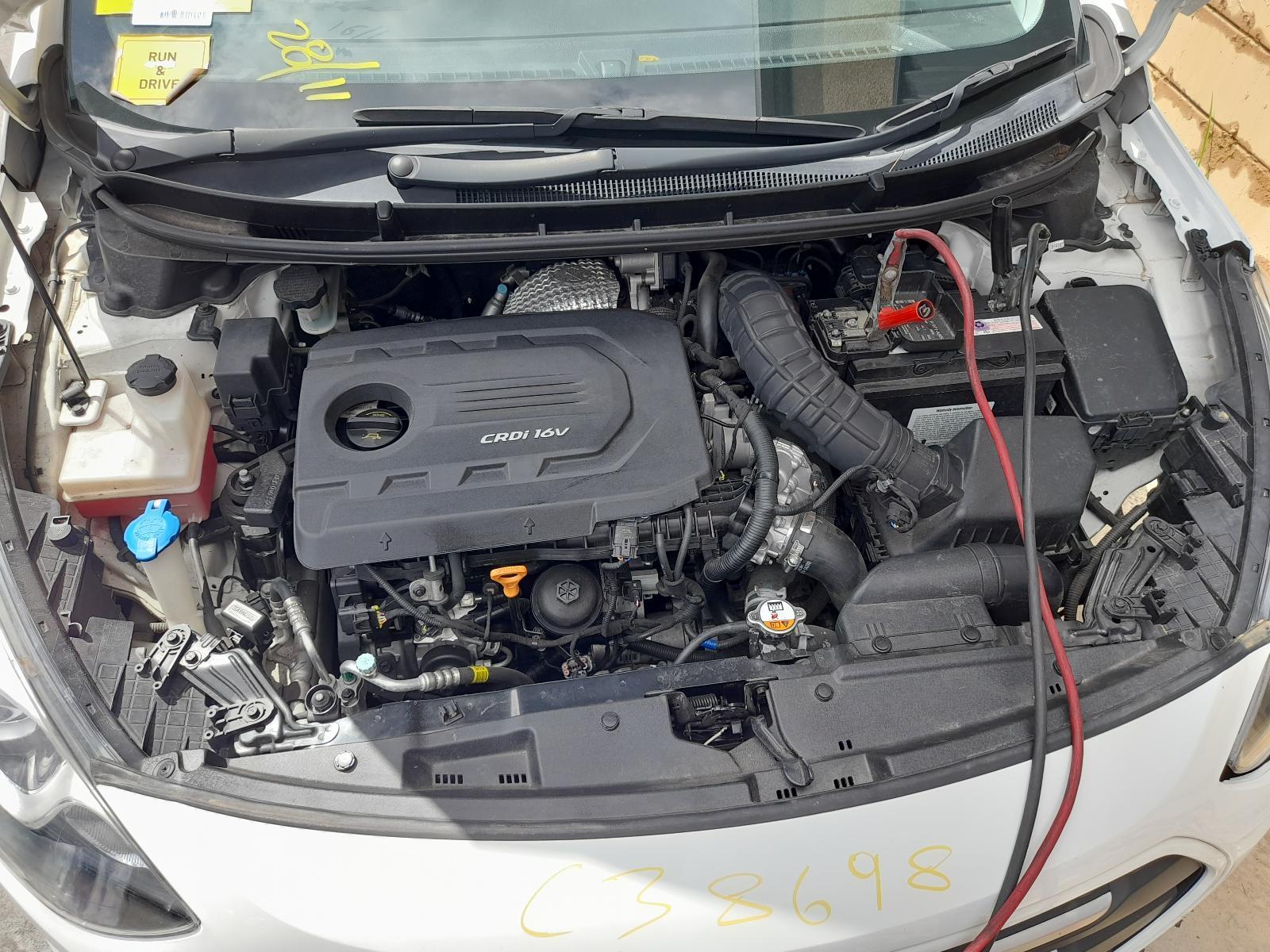 View Auto part Engine Hyundai I30 2015