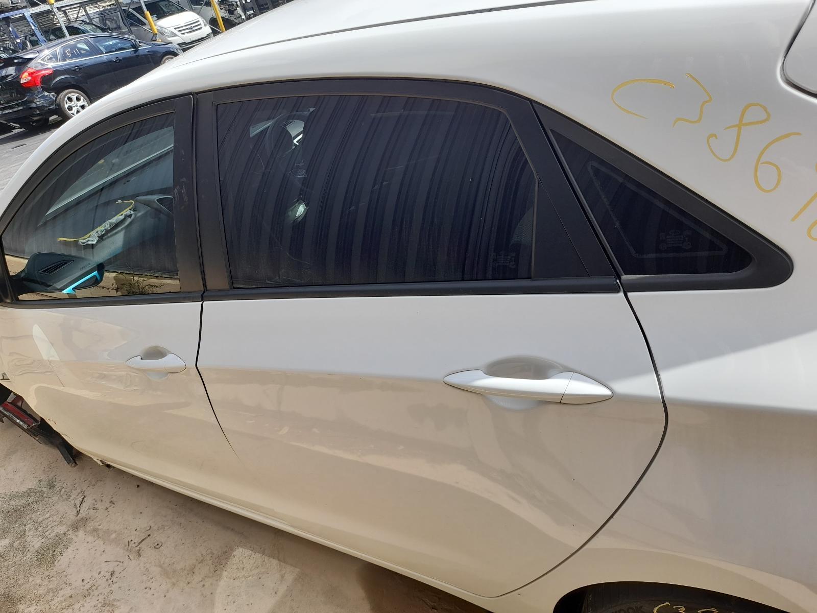 View Auto part Left Rear Wnd Reg/Motor Hyundai I30 2015