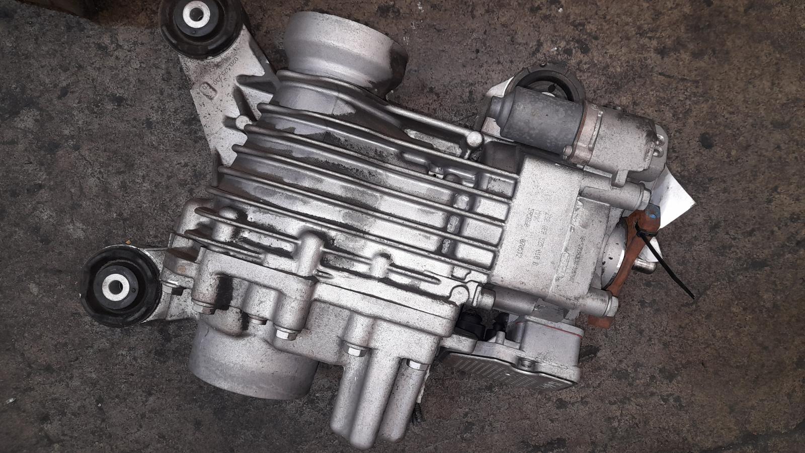 View Auto part Differential Centre Volkswagen Golf 2012