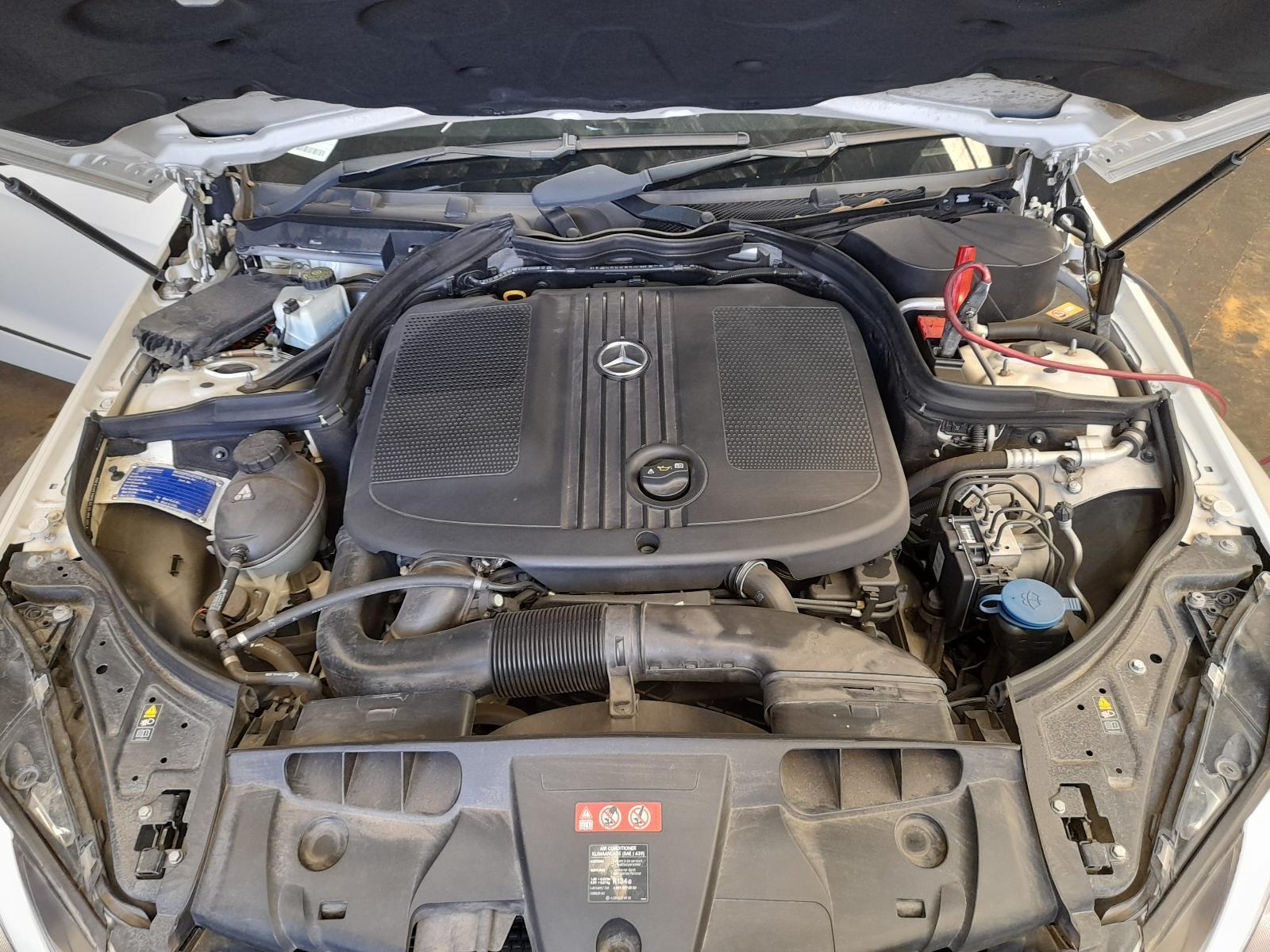 View Auto part Engine Mercedes E Class 2012