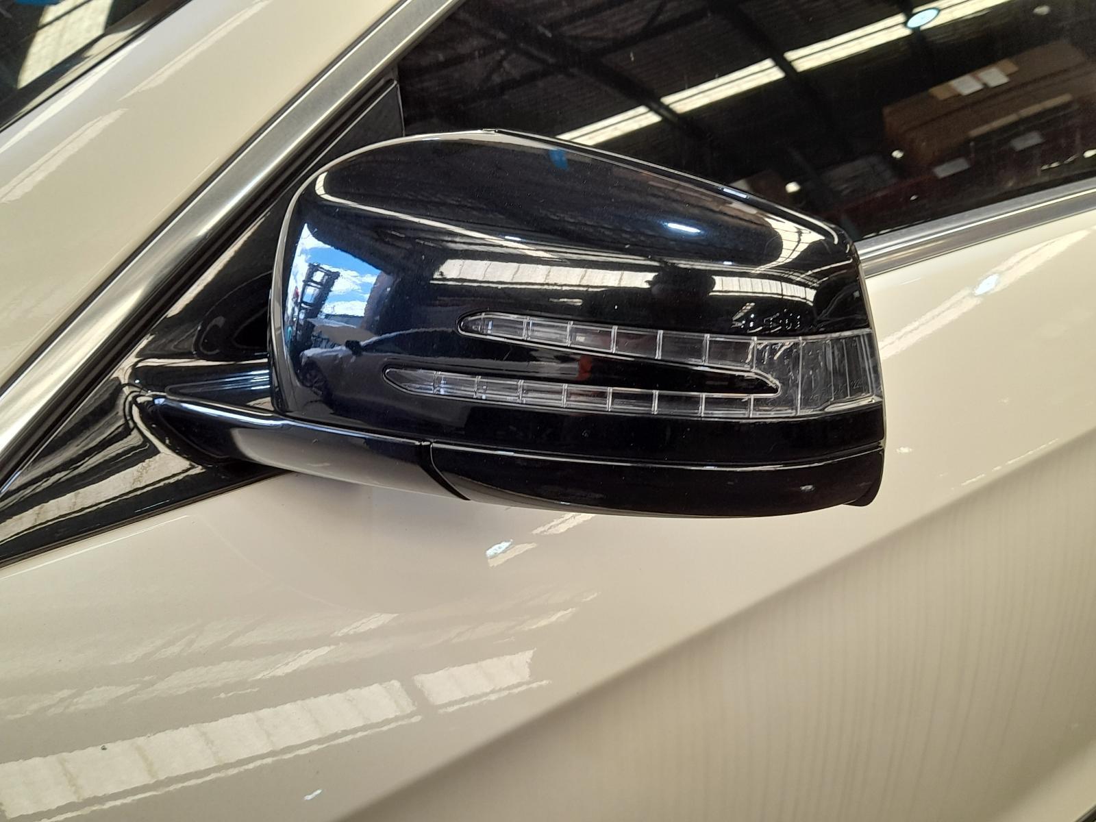 View Auto part Left Door Mirror Mercedes E Class 2012