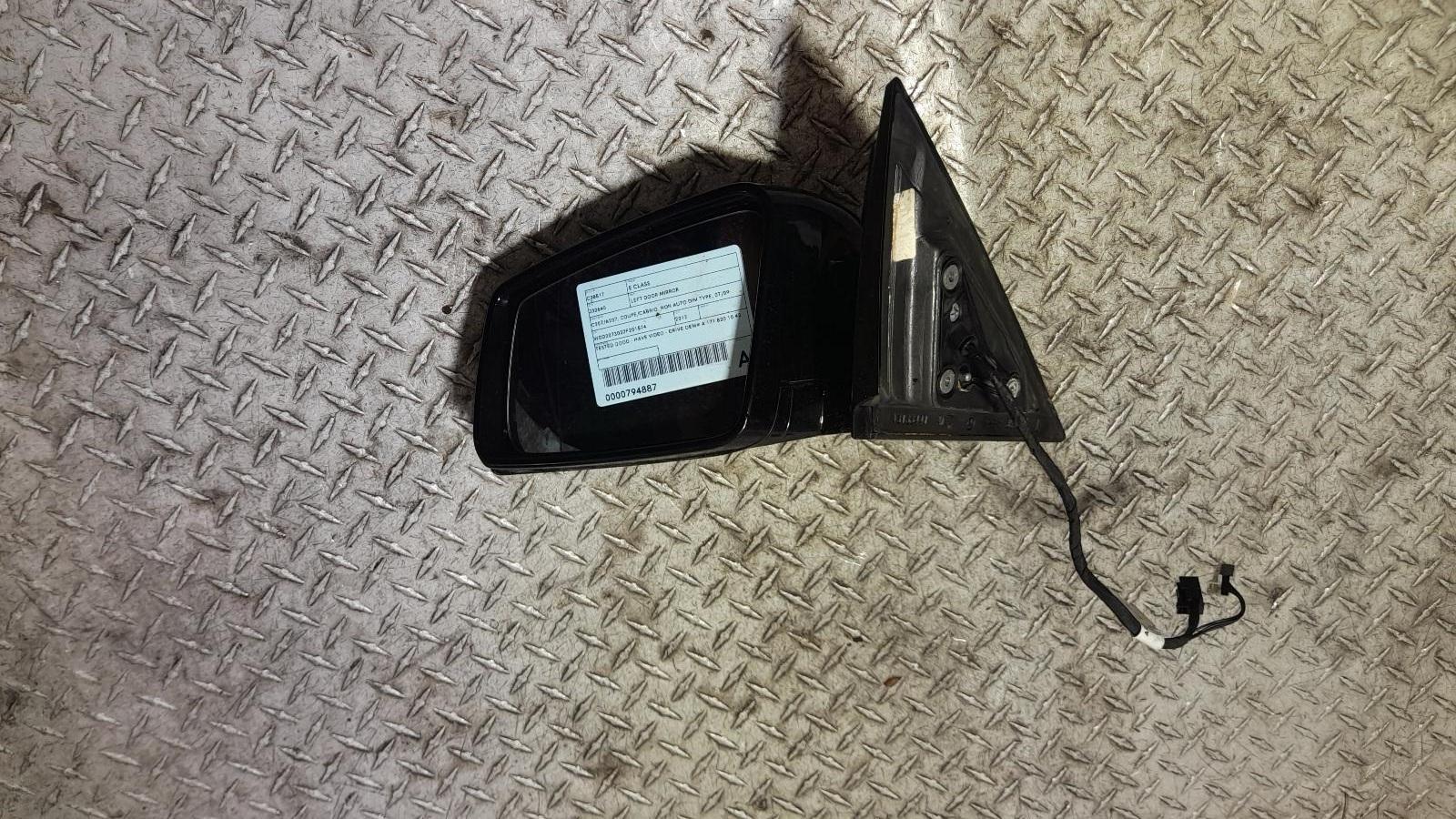 View Auto part Left Door Mirror Mercedes E Class 2012