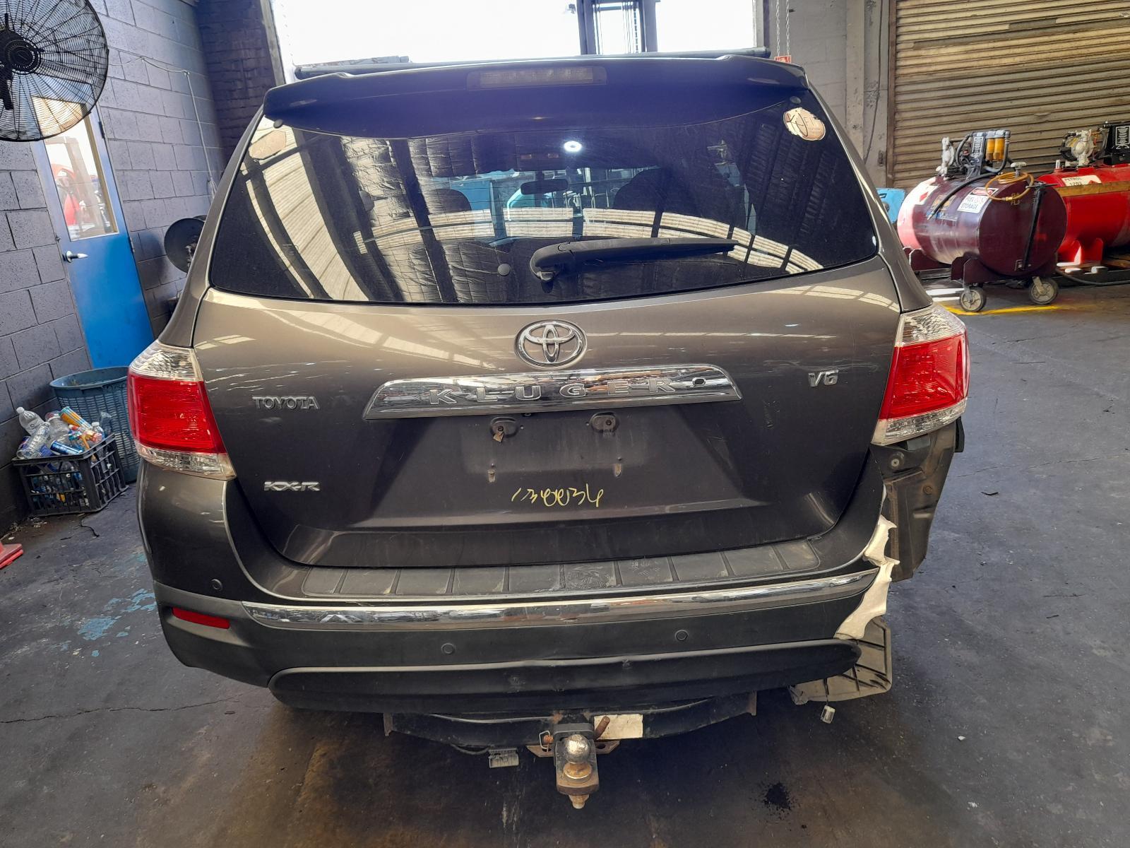 View Auto part Bootlid/Tailgate Toyota Kluger 2012
