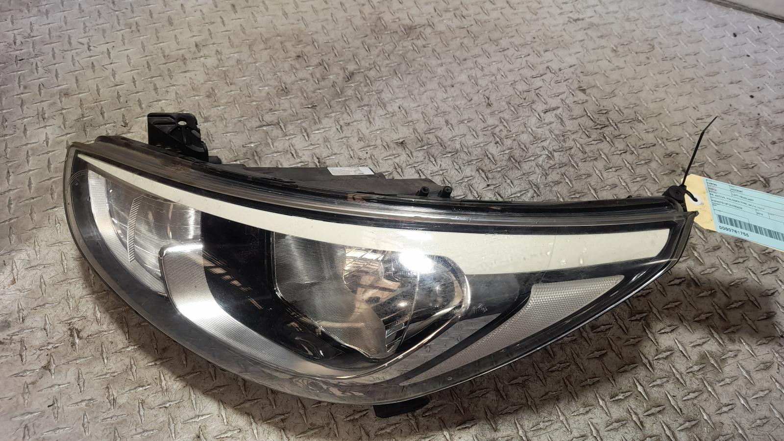View Auto part Left Headlamp Hyundai Accent 2015