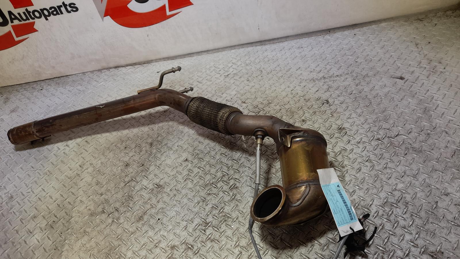 View Auto part Catalytic Converter Volkswagen Passat 2016