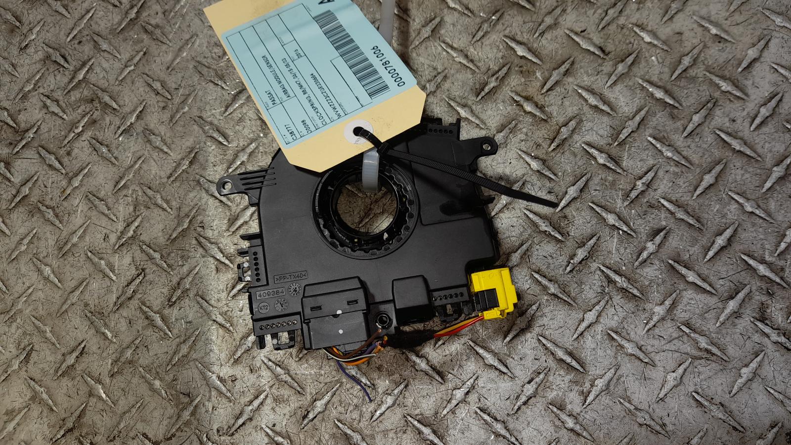 View Auto part Airbag Module/Sensor Volkswagen Passat 2016