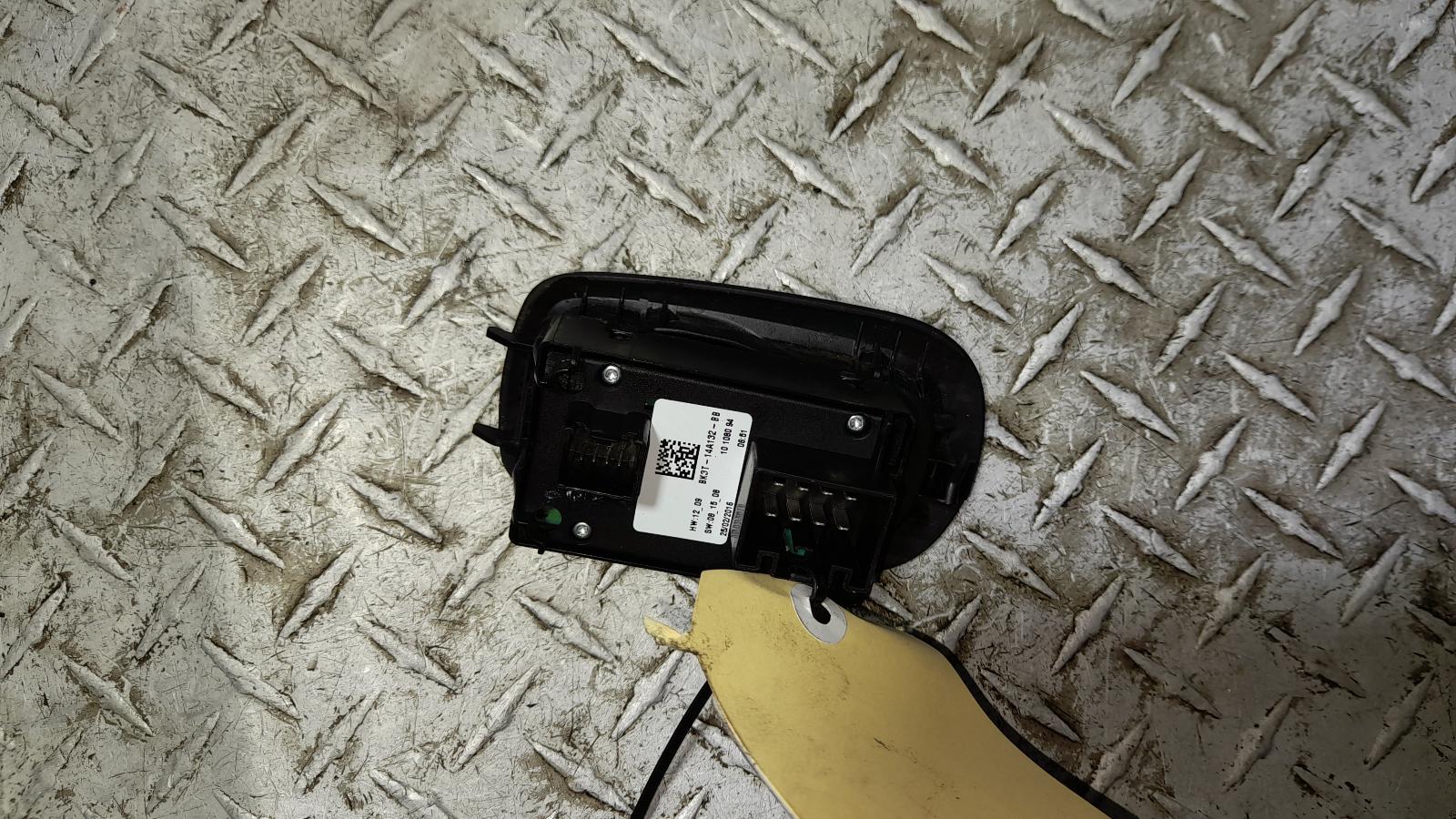 View Auto part Pwr Dr Wind Switch Ford Transit 2016