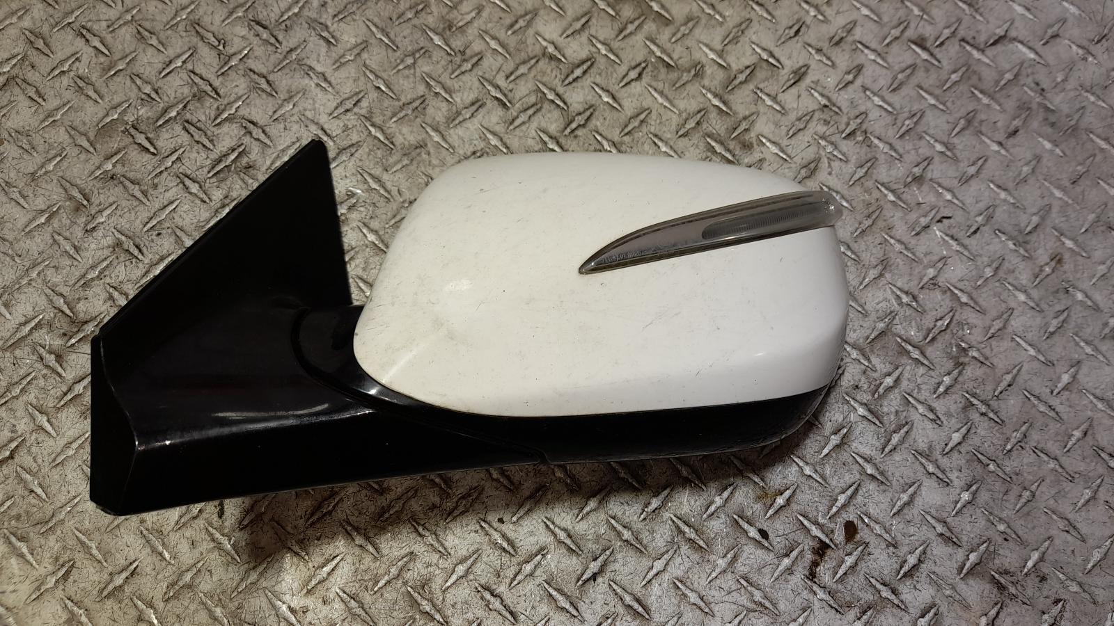 View Auto part Left Door Mirror Hyundai Santa Fe 2012