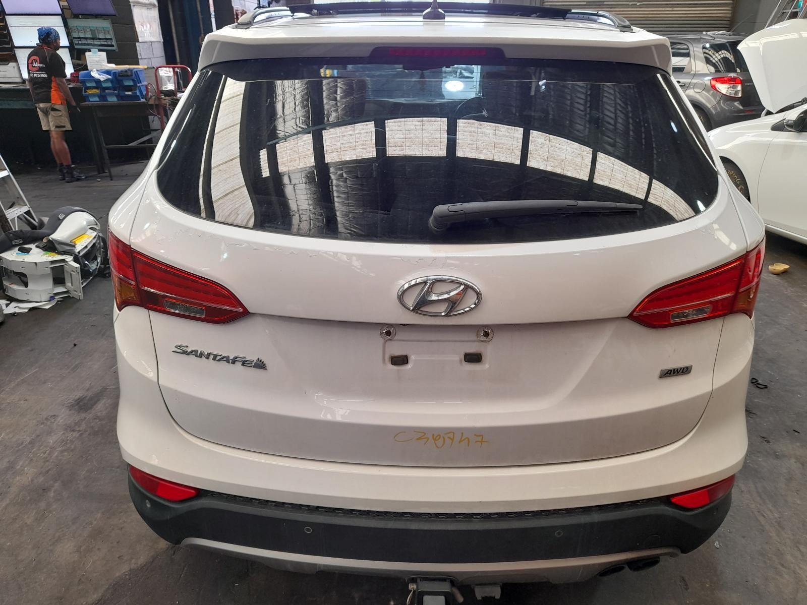 View Auto part Bootlid/Tailgate Hyundai Santa Fe 2012