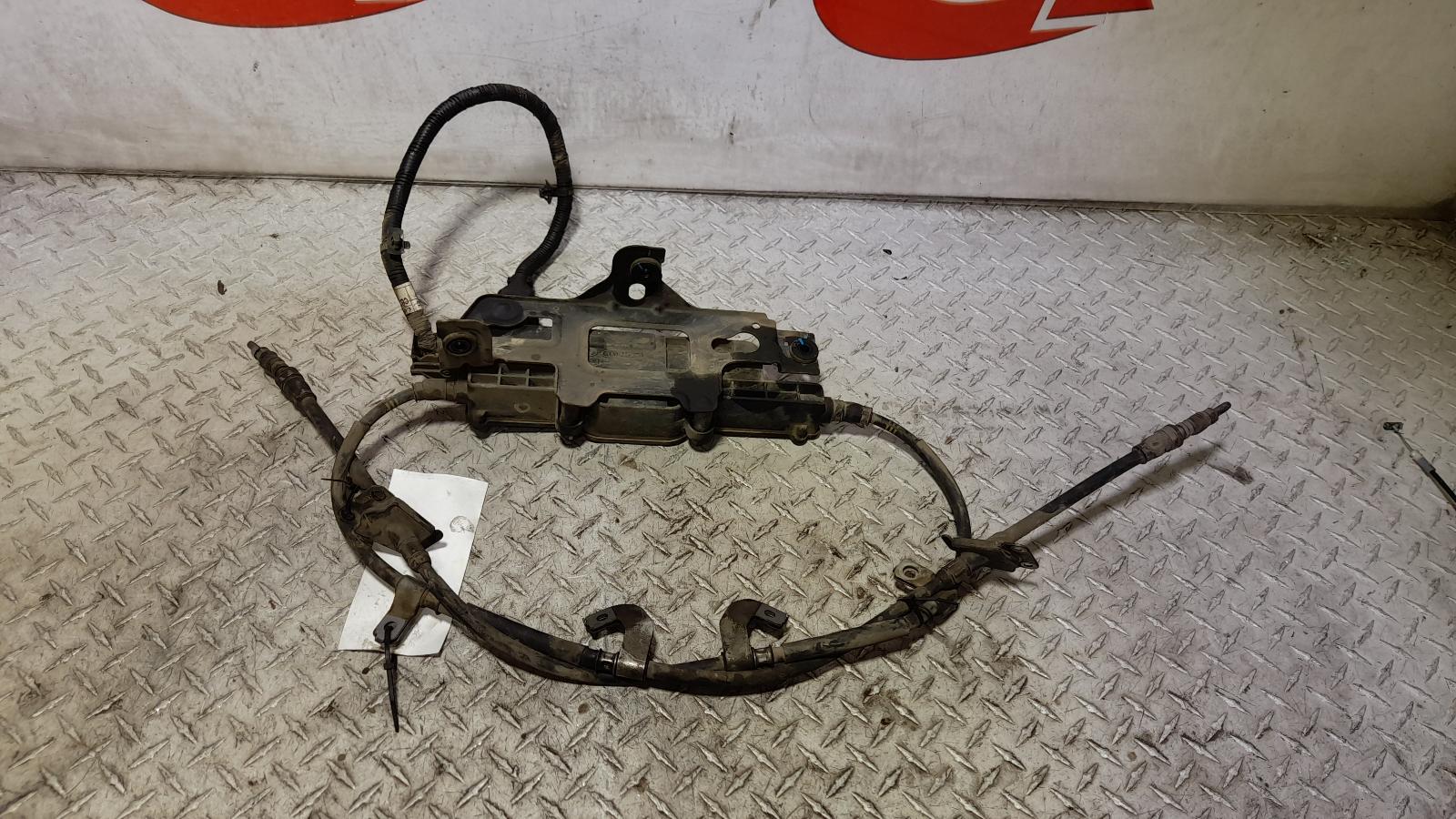 View Auto part Handbrake Actuator Hyundai Santa Fe 2012