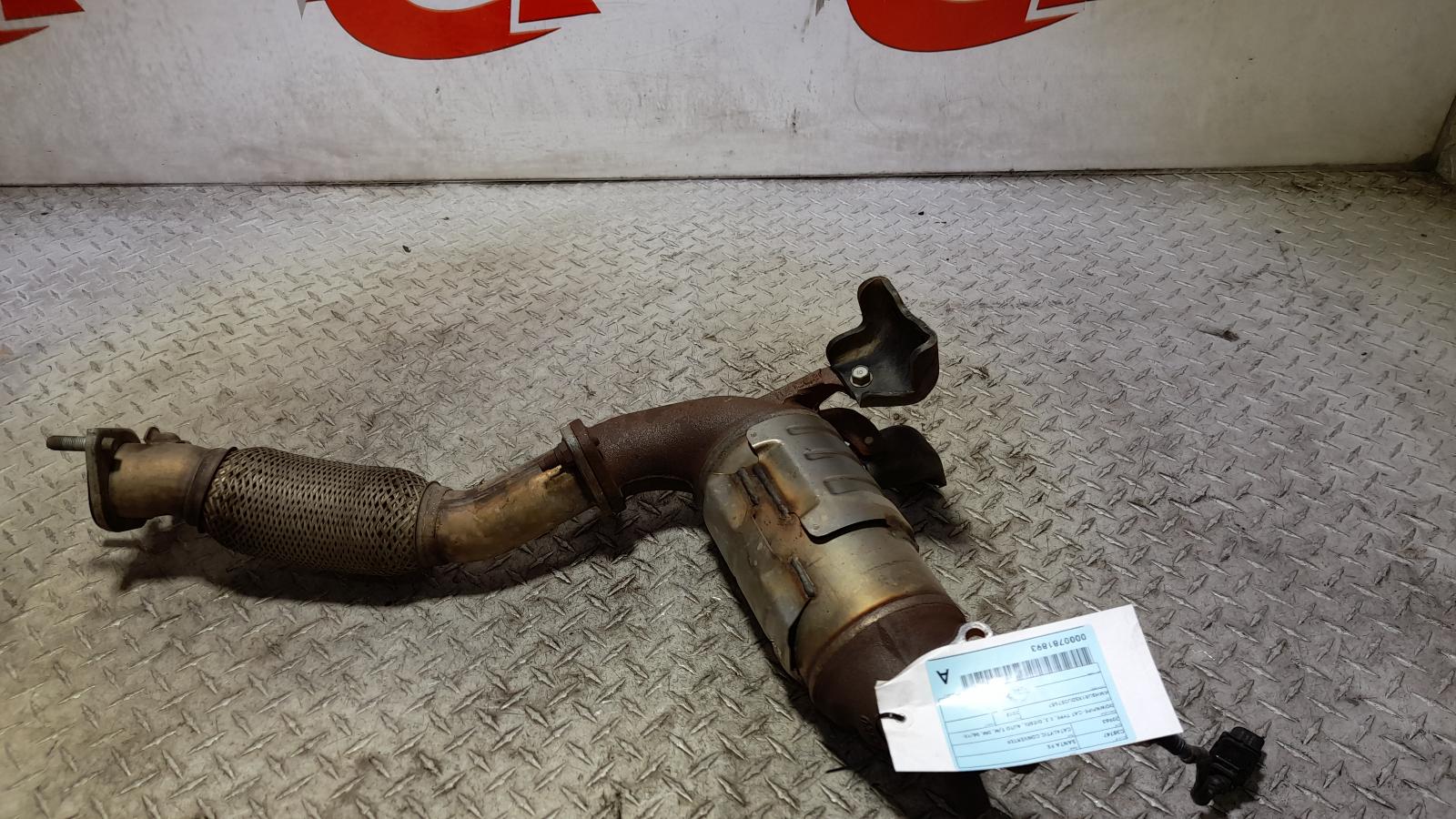 View Auto part Catalytic Converter Hyundai Santa Fe 2012