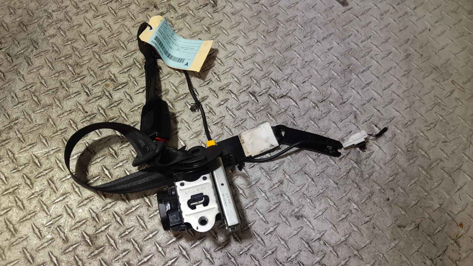 View Auto part Seatbelt/Stalk Mg Hs 2021