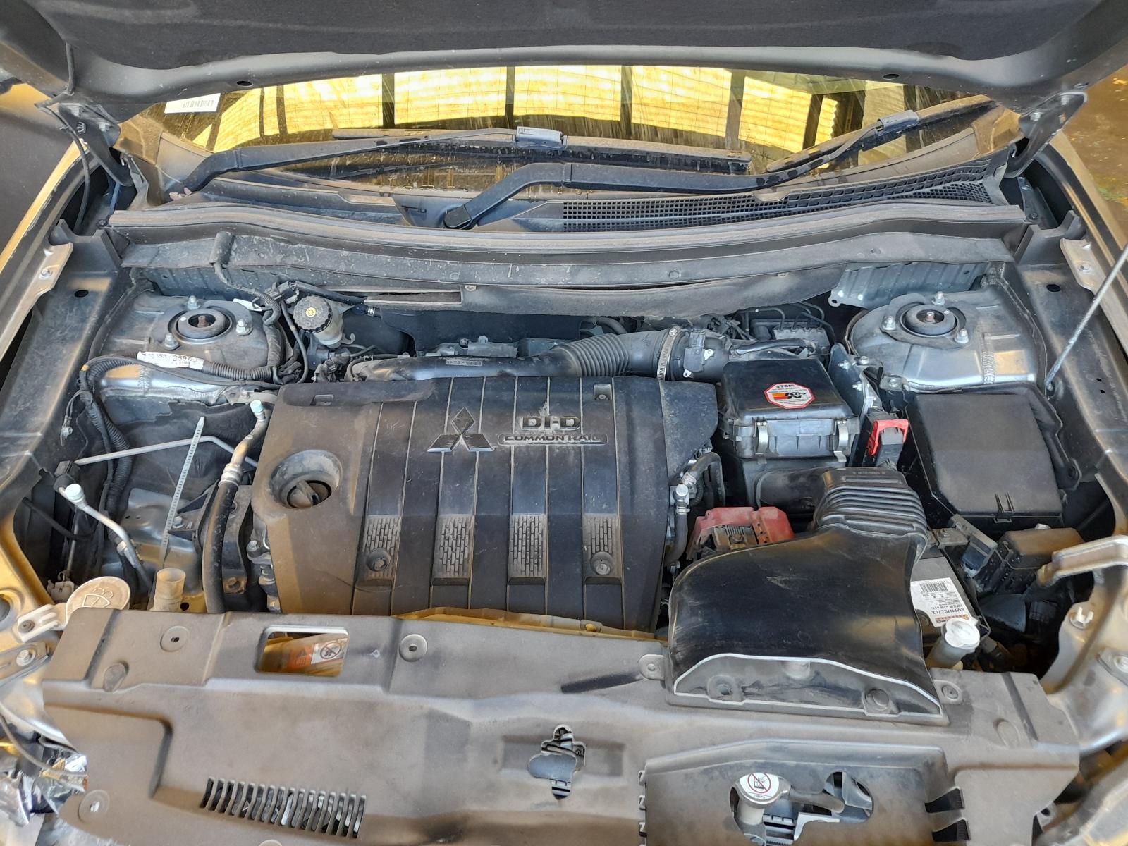 View Auto part Engine Mitsubishi Outlander 2014