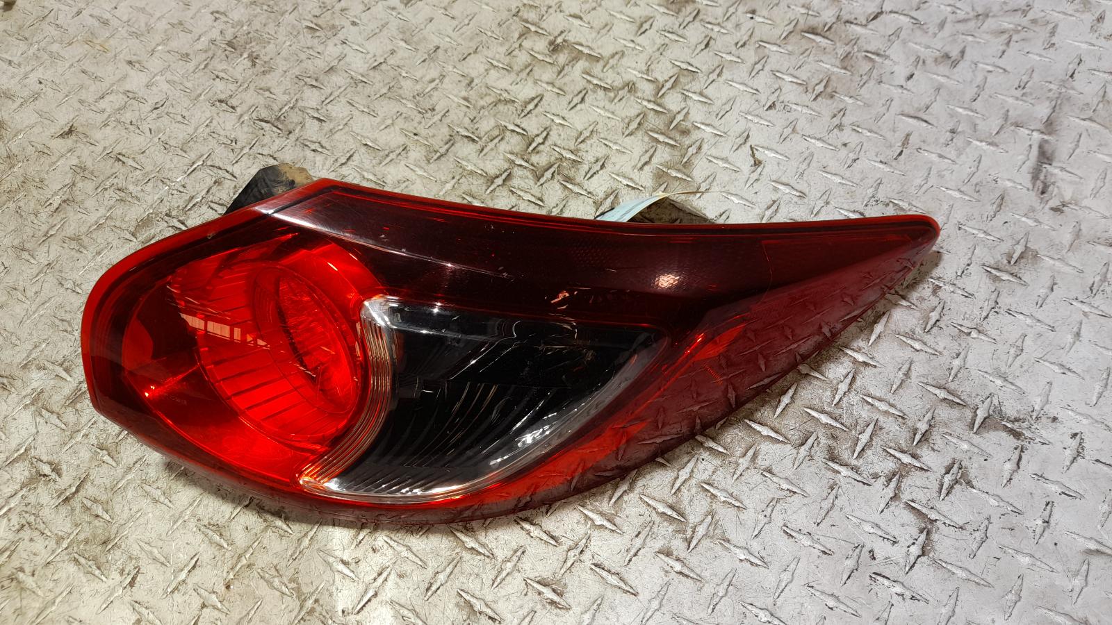 View Auto part Right Taillight Mazda Cx5 2013