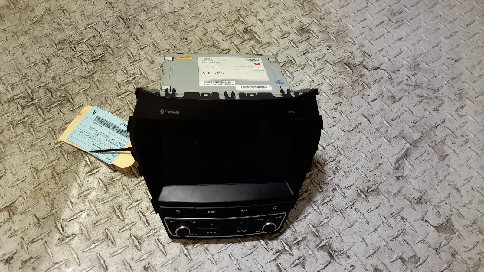 View Auto part Radio/Cd/Dvd/Sat/Tv Hyundai Santa Fe 2016